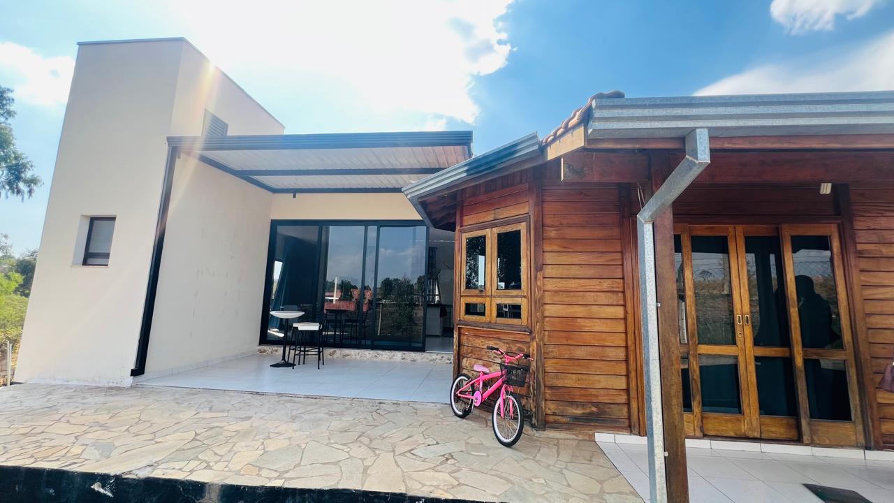 Chácara com 2 dormitórios à venda, 2.000m² por R$ 450.000 - Boituville - Boituva/SP