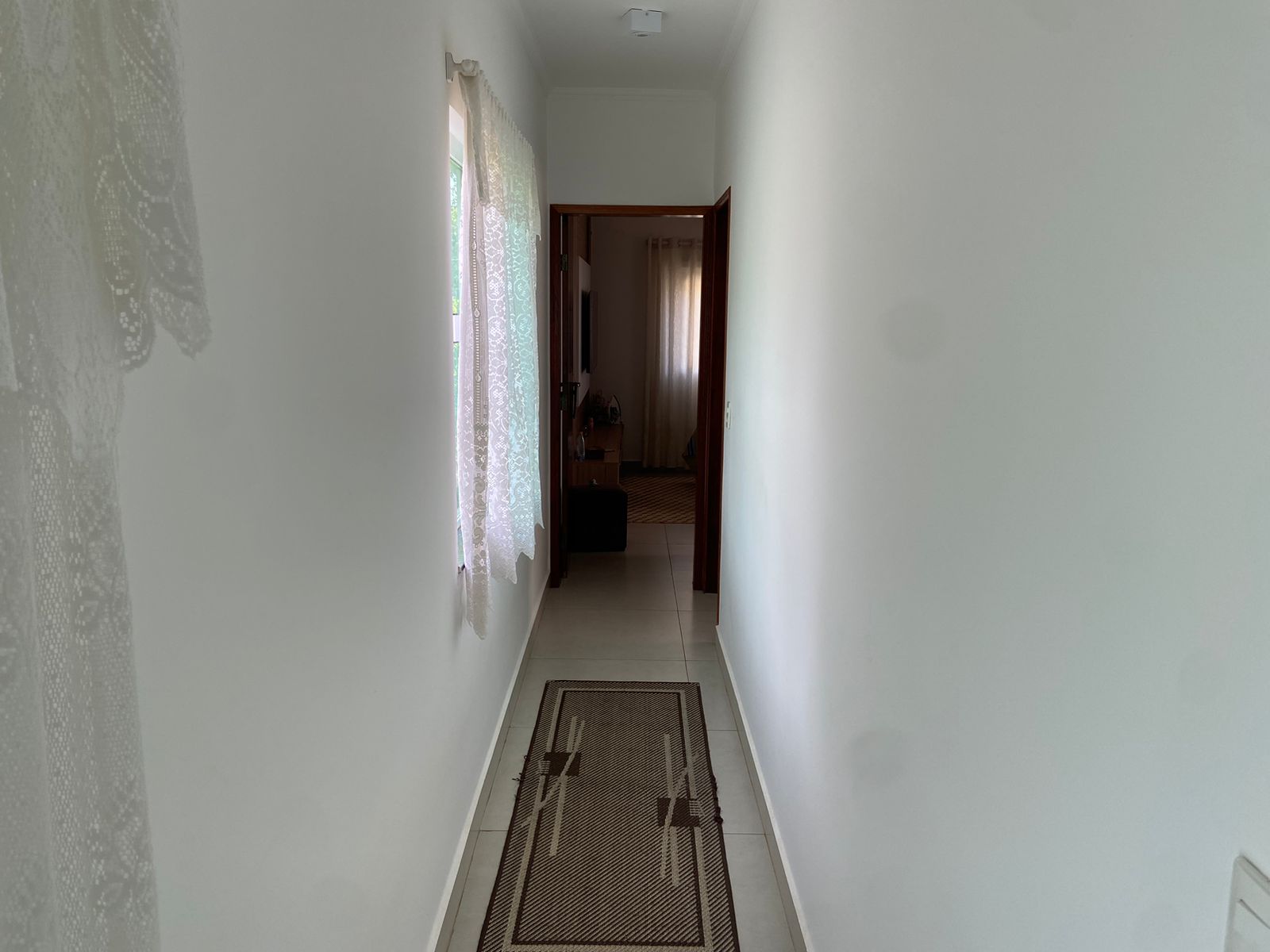 Encante-se com esta Casa Única à Beira do Lago no Ninho Verde I Eco Residence – Porangaba/SP