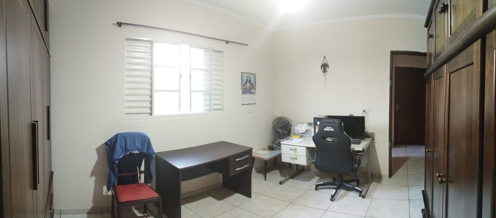 Casa Térrea à Venda no Condomínio Jardim Adonai – Porangaba/SP