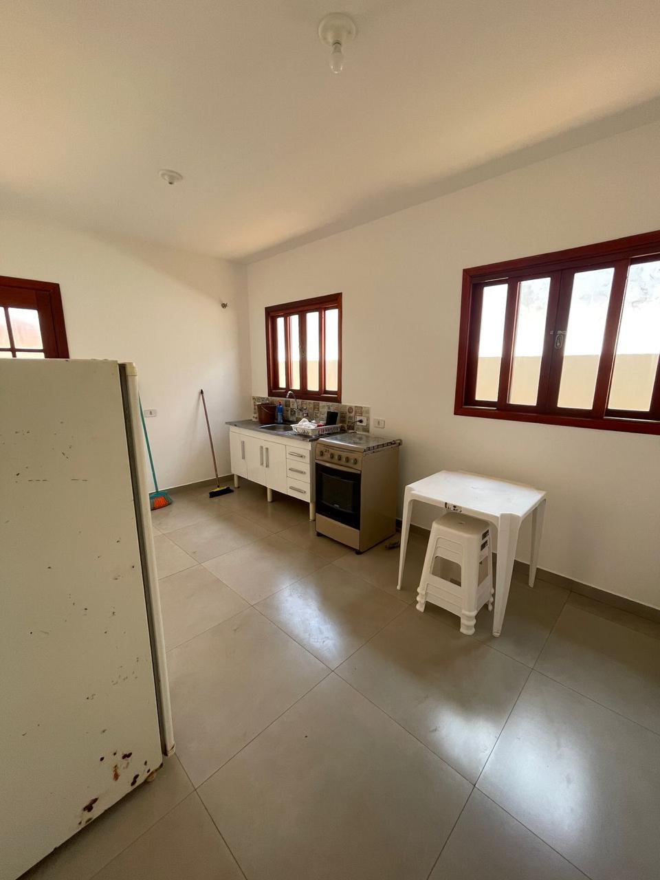 Casa à Venda no Bairro Astória – Conforto, Quintal e Ótimo Custo-Benefício