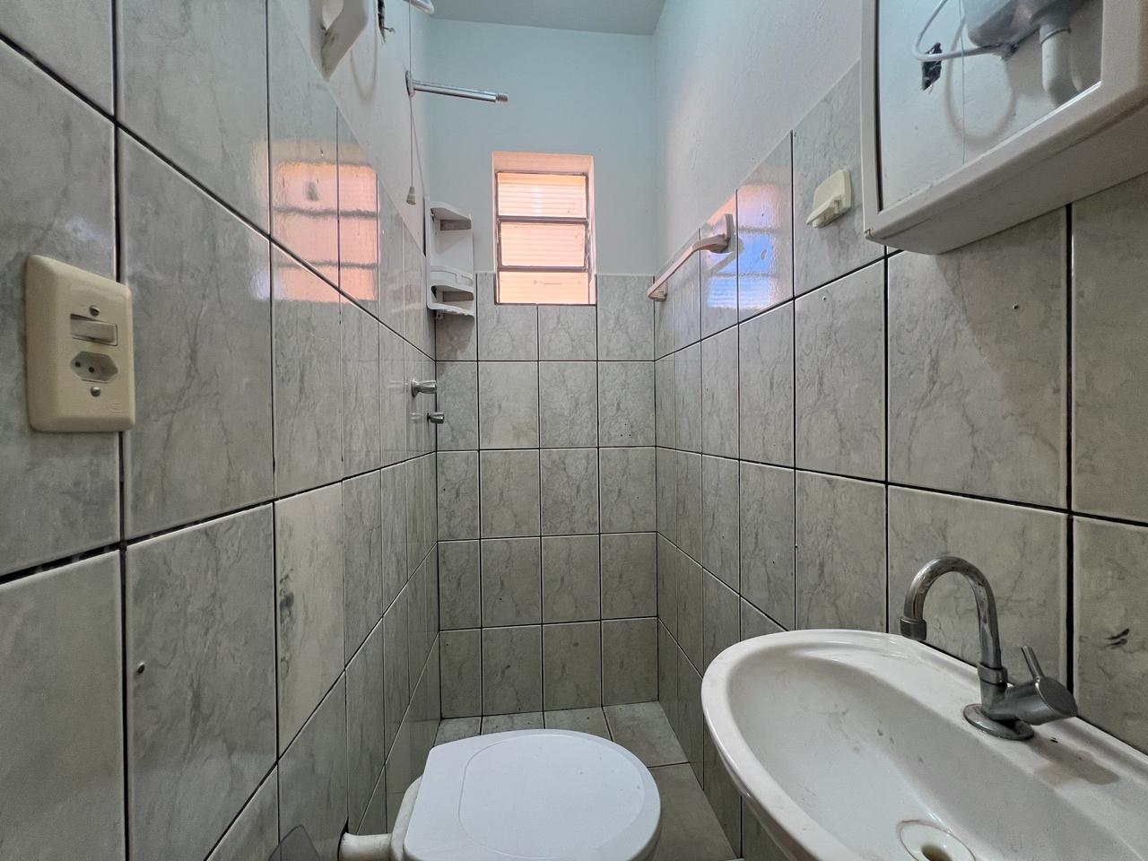 Casa à Venda na Vila Regina – Itapetininga/SP: Conforto, Edícula e Quintal com Churrasqueira por R$ 280 mil