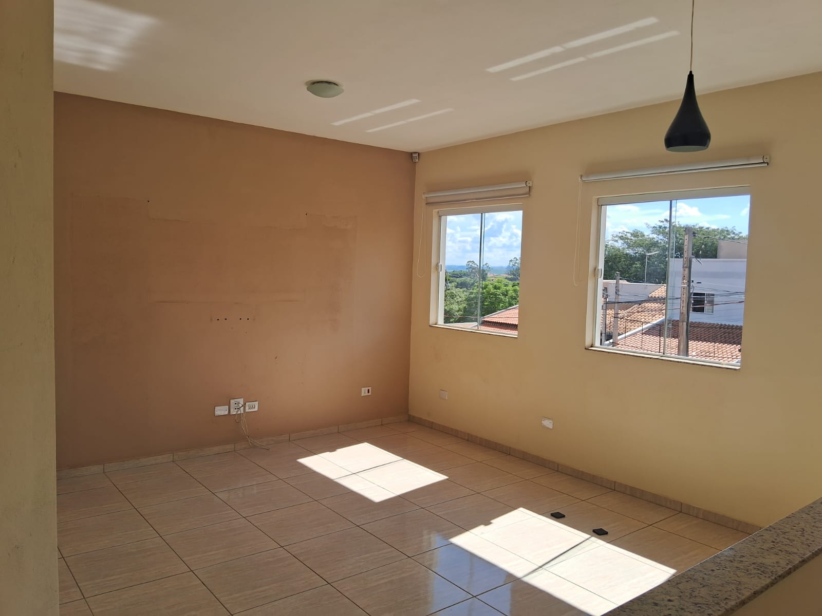 Sobrado de Alto Padrão à Venda no Residencial Santa Cruz – Design, Conforto e Localização Privilegiada