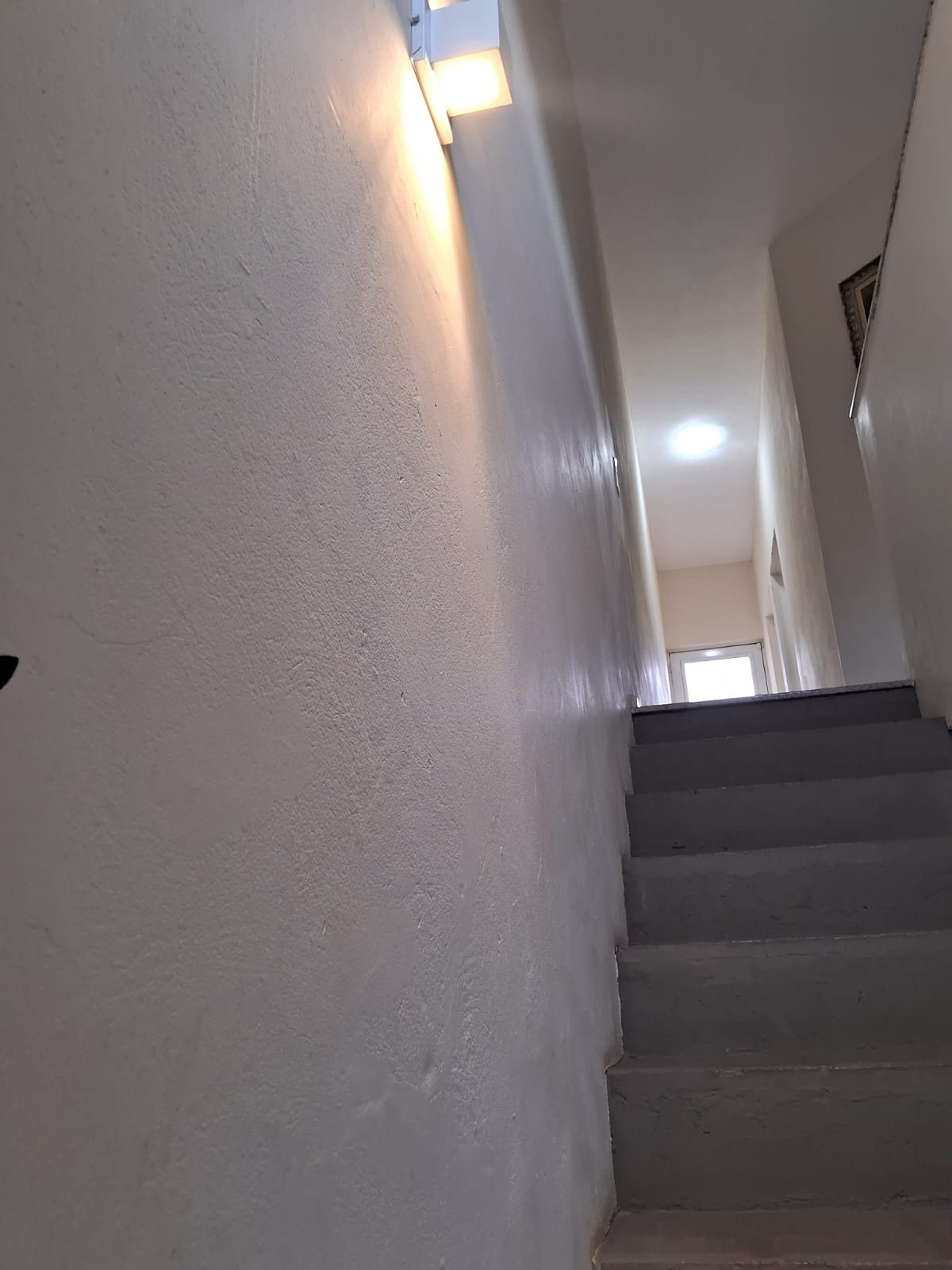 Sobrado de Alto Padrão à Venda no Residencial Santa Cruz – Design, Conforto e Localização Privilegiada