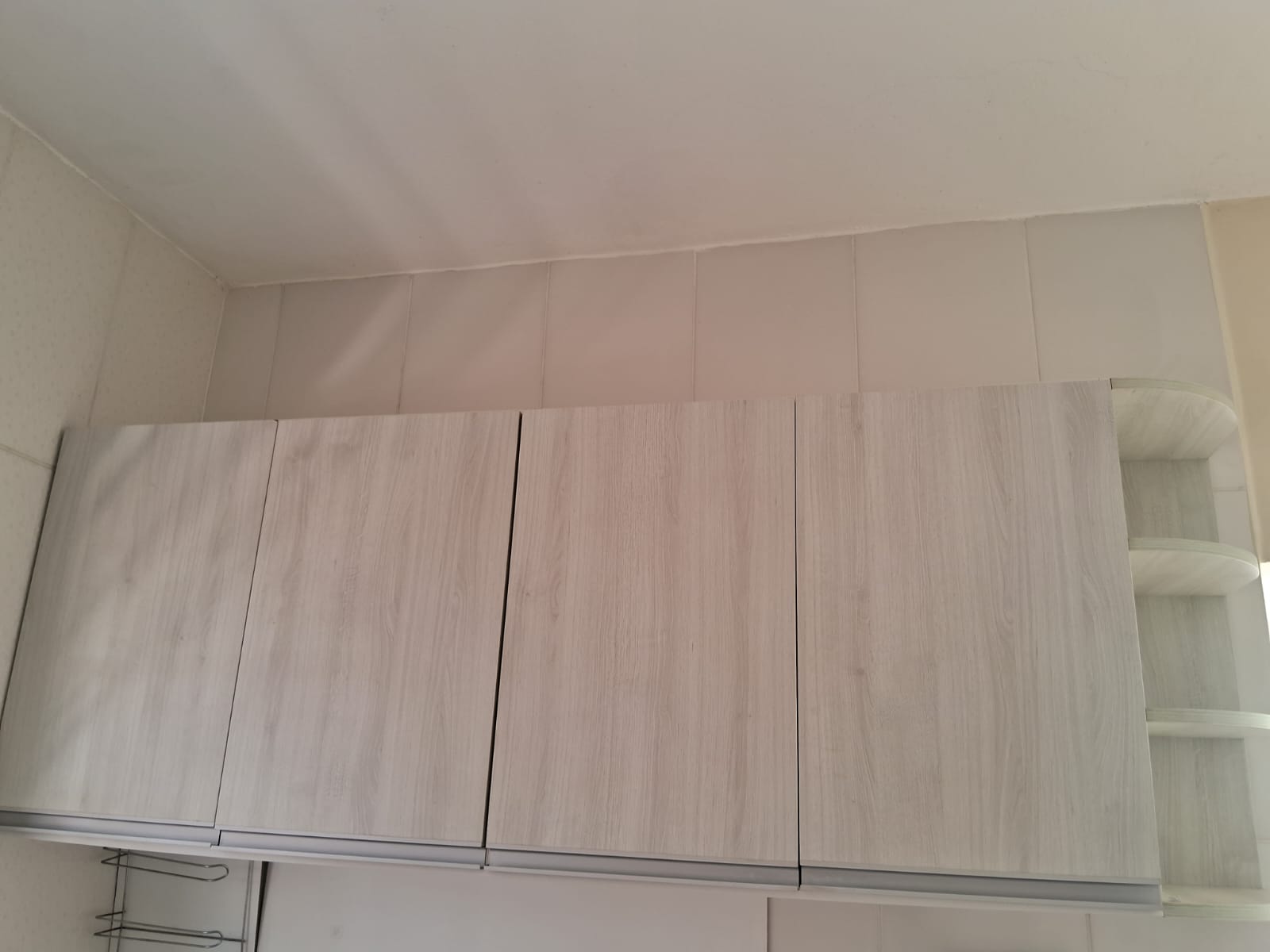 Sobrado de Alto Padrão à Venda no Residencial Santa Cruz – Design, Conforto e Localização Privilegiada