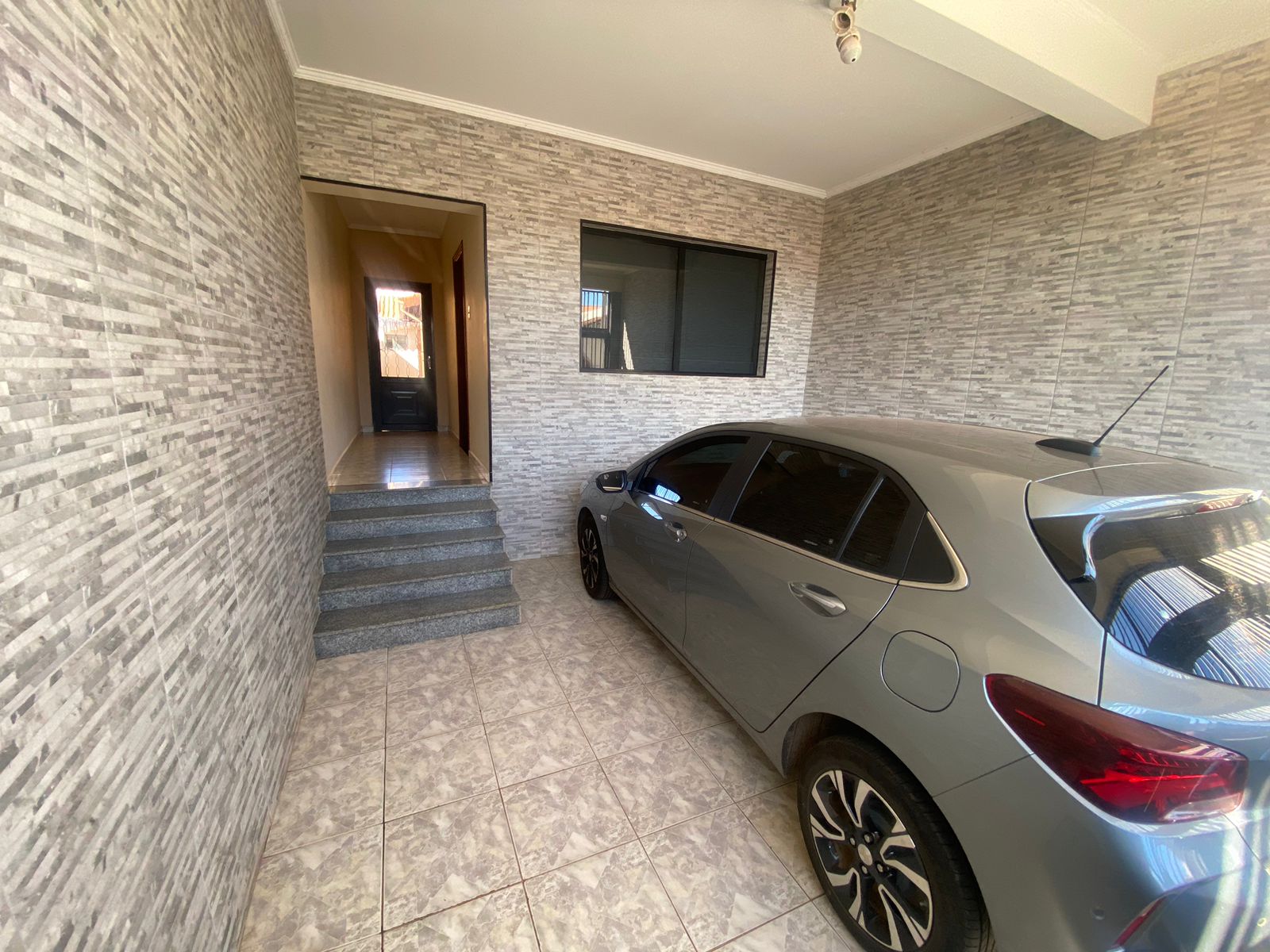 Casa com Edícula e Área Gourmet na Vila Dr. Laurindo – Conforto, Localização e Oportunidade por R$ 450.000