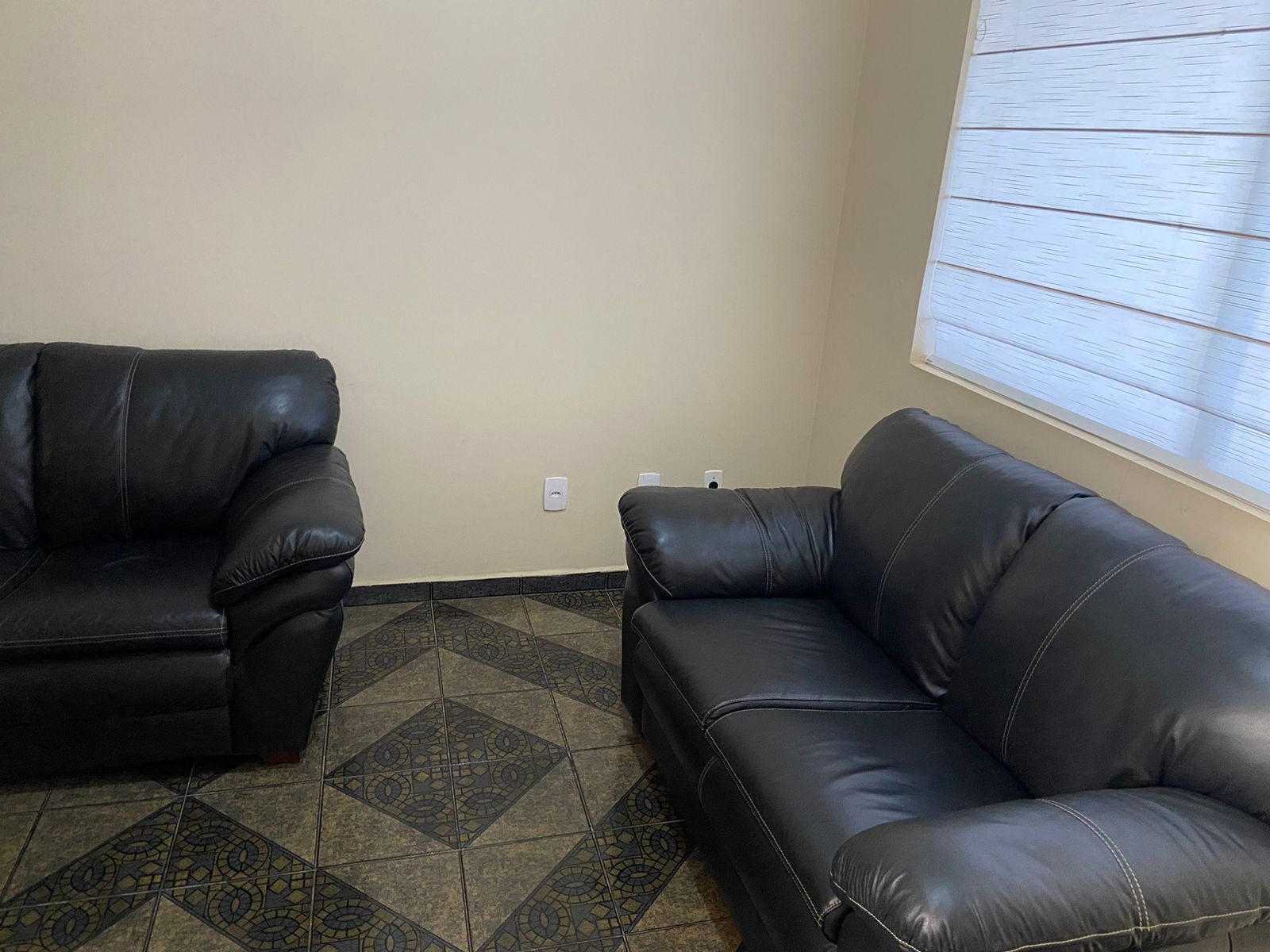 Casa com Edícula e Área Gourmet na Vila Dr. Laurindo – Conforto, Localização e Oportunidade por R$ 450.000