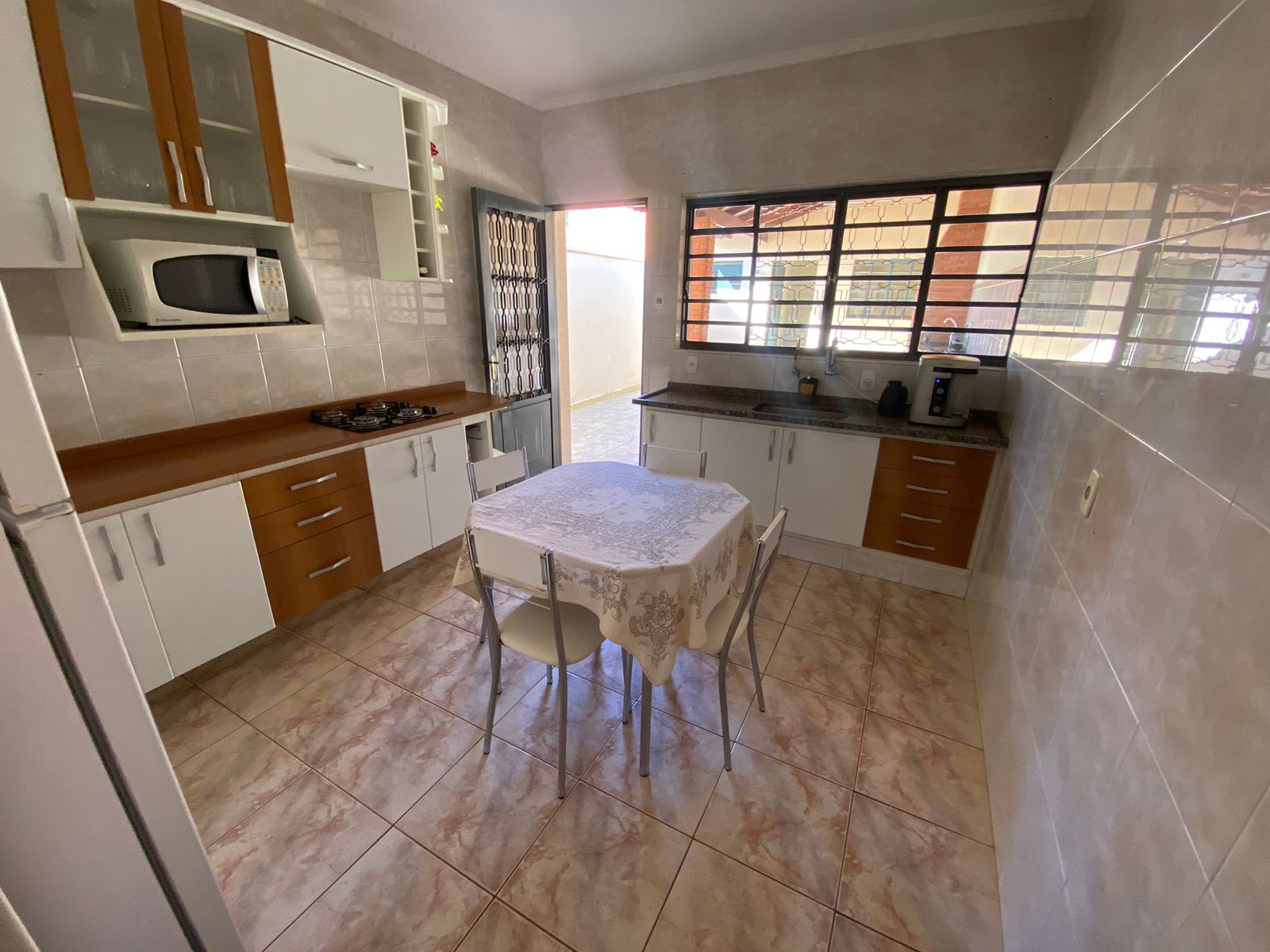 Casa com Edícula e Área Gourmet na Vila Dr. Laurindo – Conforto, Localização e Oportunidade por R$ 450.000