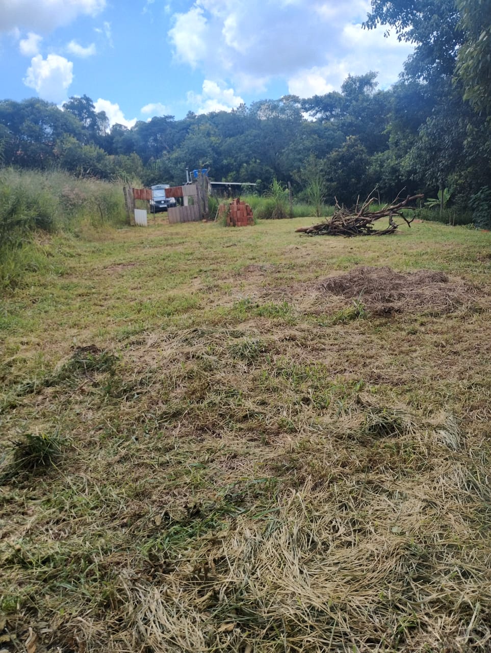 Terreno Amplo à Venda em Tatuí – Bairro Santuário (Mirandas) 