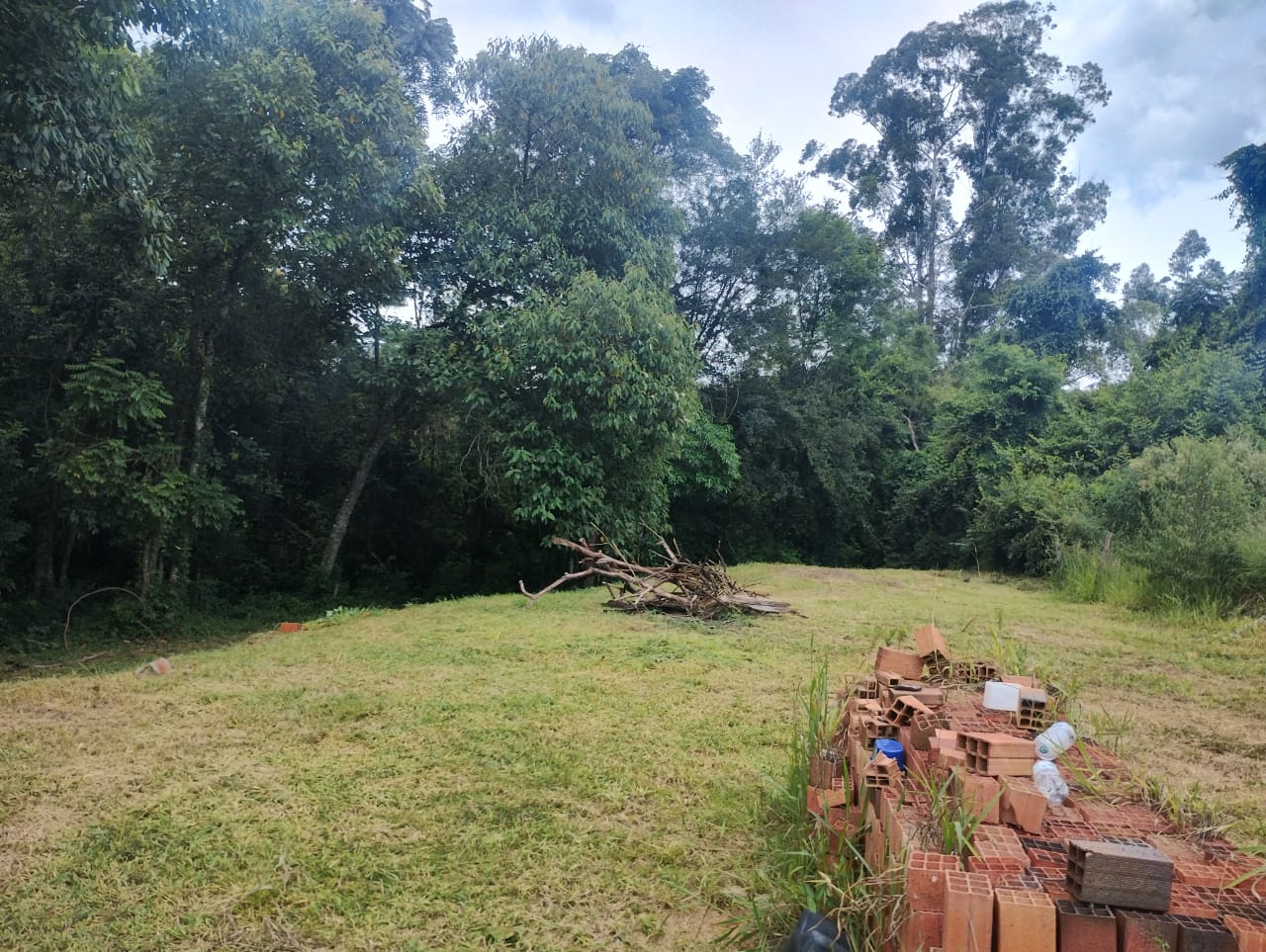 Terreno Amplo à Venda em Tatuí – Bairro Santuário (Mirandas) 