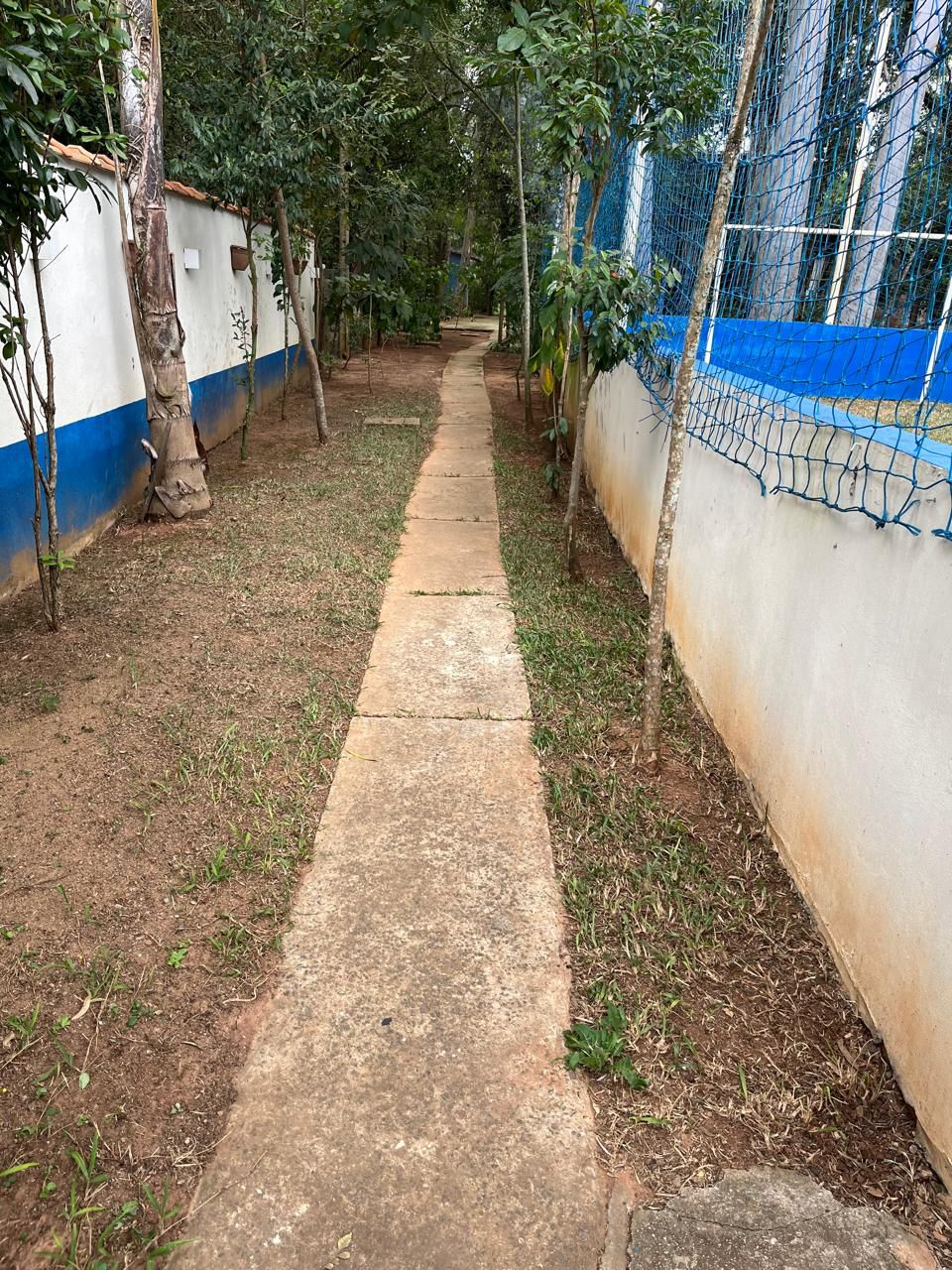 Chácara à venda em Tatuí com 270m², piscina, 7 quartos e Rio Sorocaba nos fundos