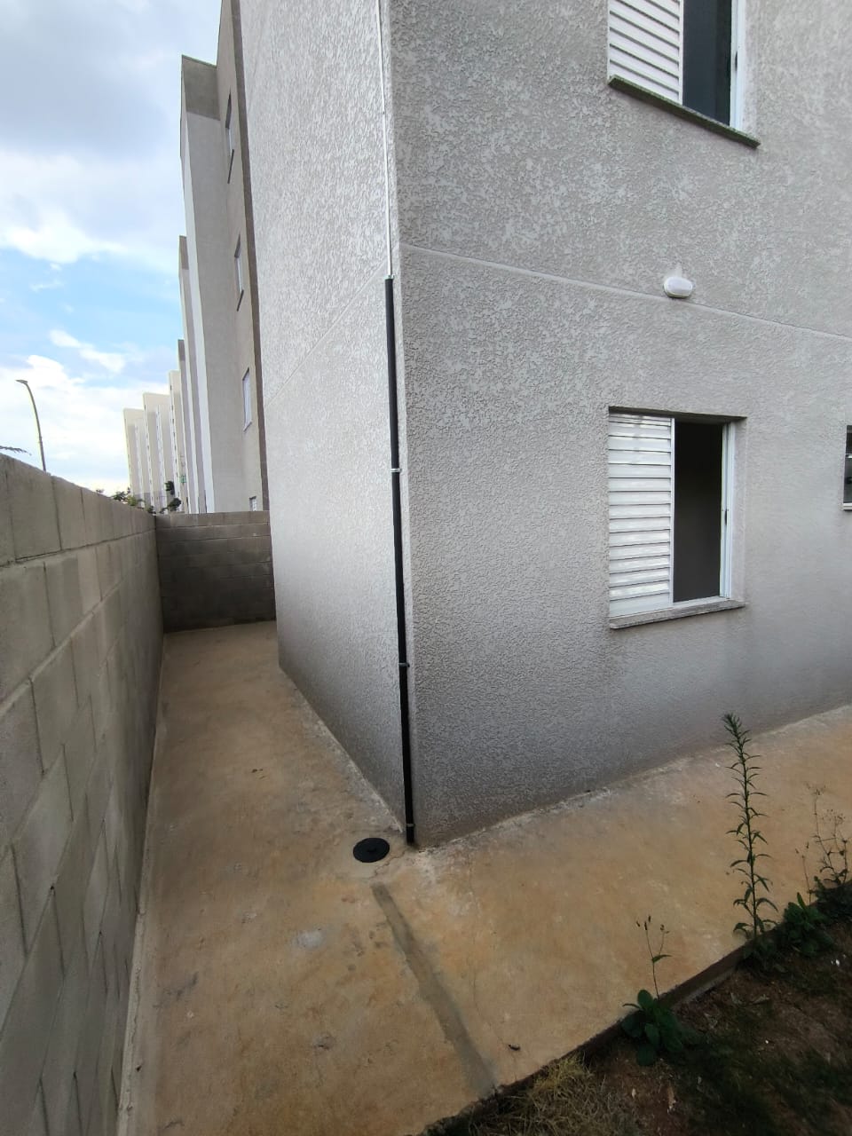 Apartamento a venda com Quintal no Villagio Nova Tatuí 