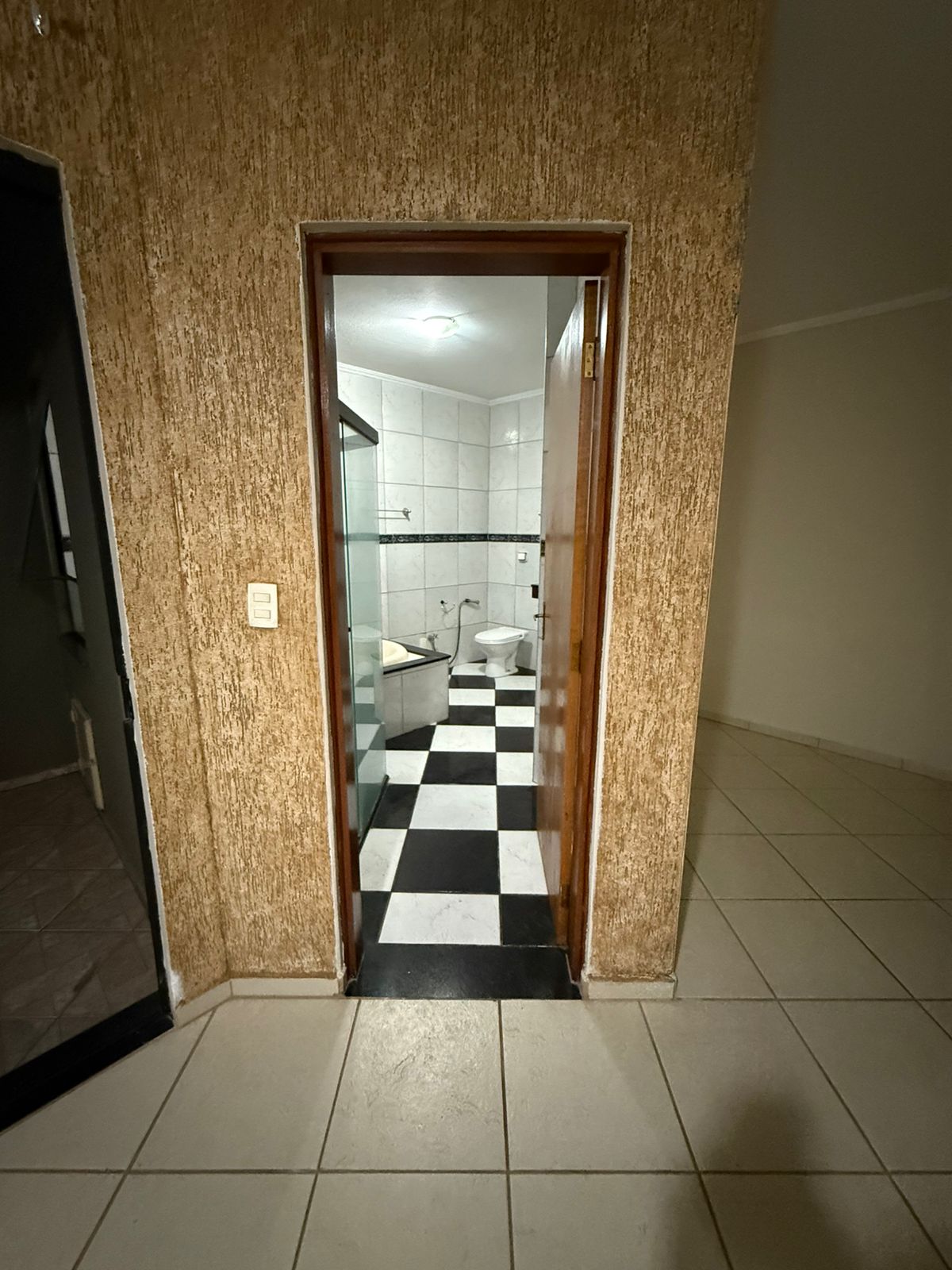 Casa moderna com 3 quartos, área gourmet e garagem para 5 carros no Jardim Palmira – Tatuí/SP