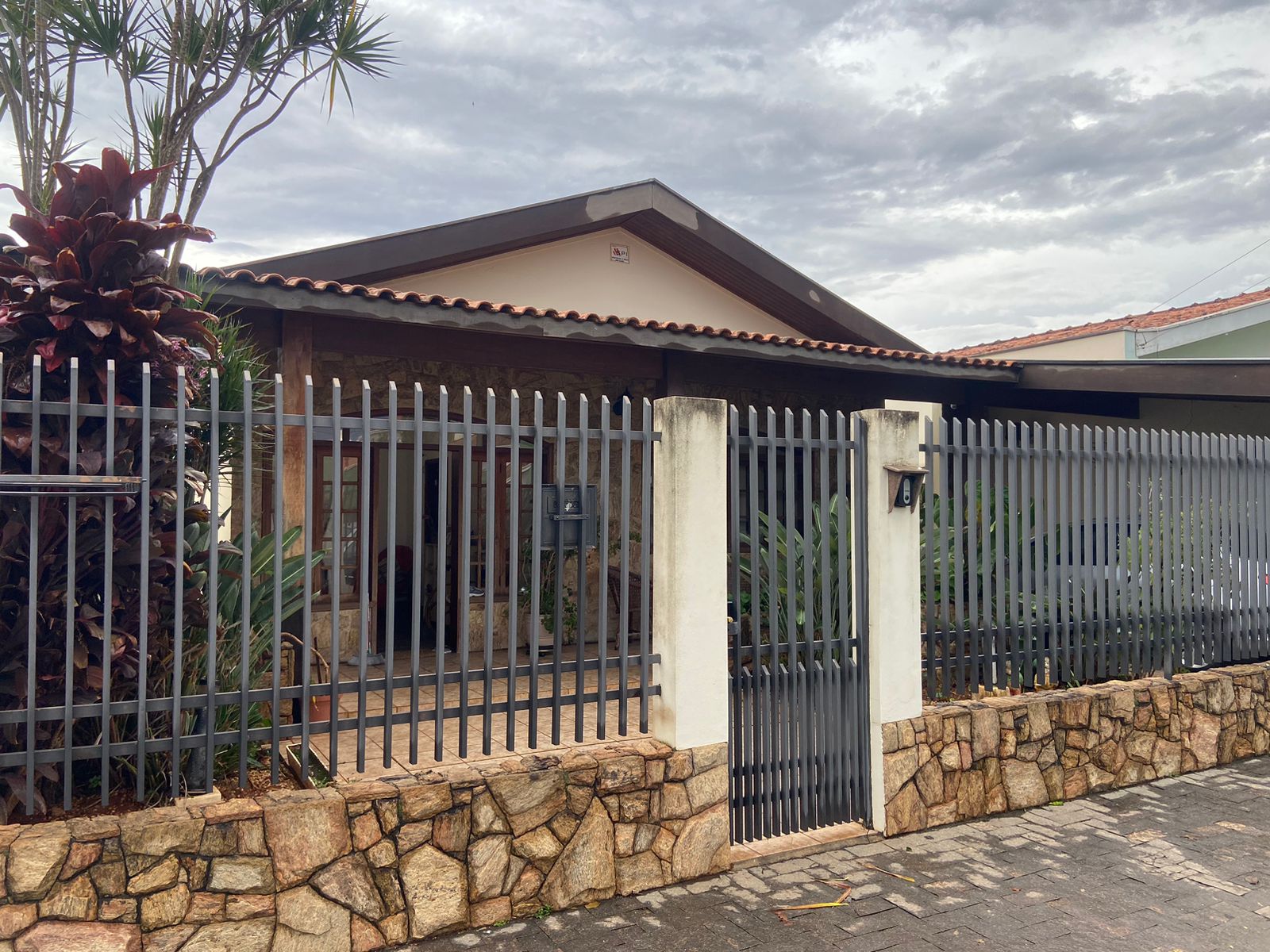 Casa com piscina e área de lazer à venda no Andrea Ville – Tatuí