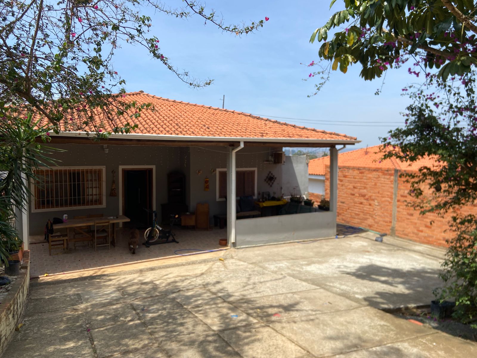 Casa de Campo com Piscina à Venda no Vale dos Lagos – Tatuí/SP