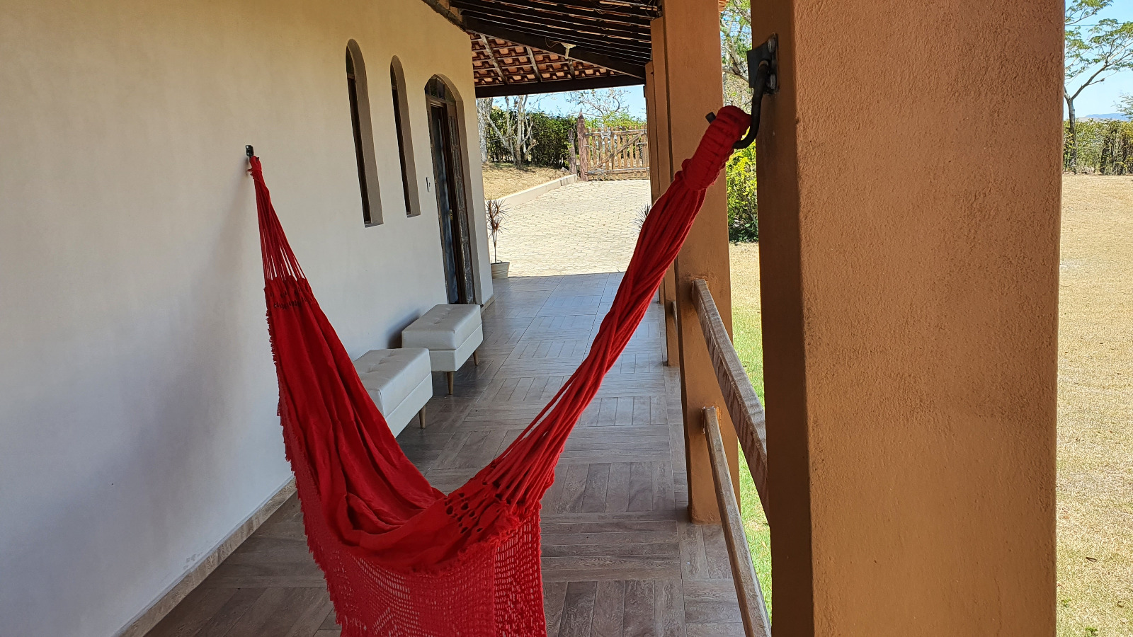 Chácara à Venda no Condomínio Recanto da Castelo – Porangaba/SP – 4.800 m² – Casa 250 m² – R$ 550.000,00