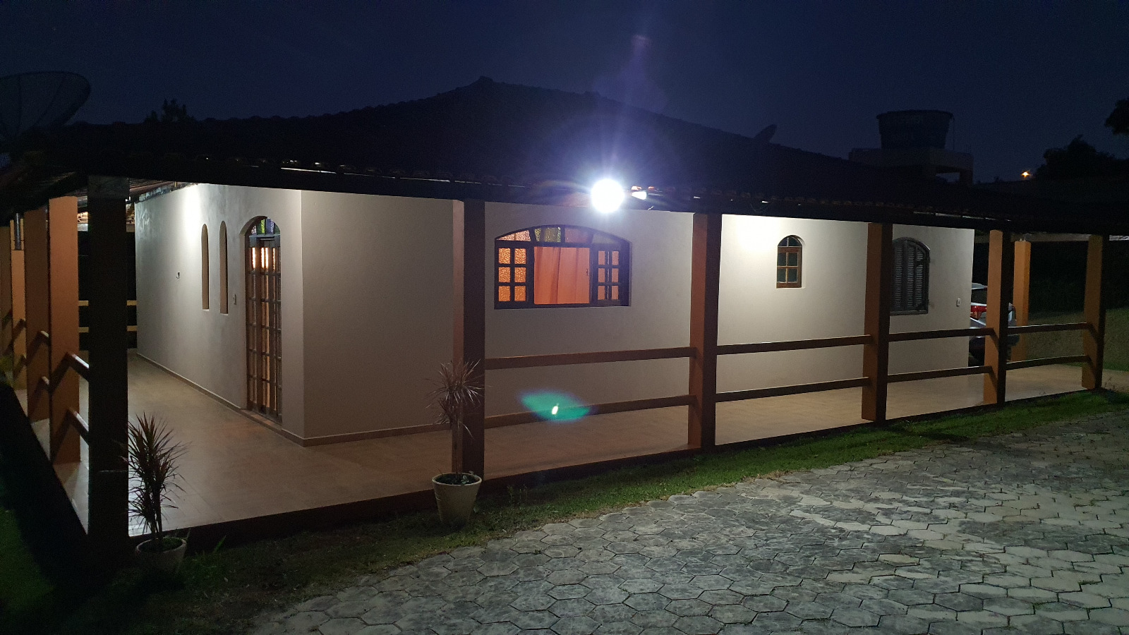 Chácara à Venda no Condomínio Recanto da Castelo – Porangaba/SP – 4.800 m² – Casa 250 m² – R$ 550.000,00