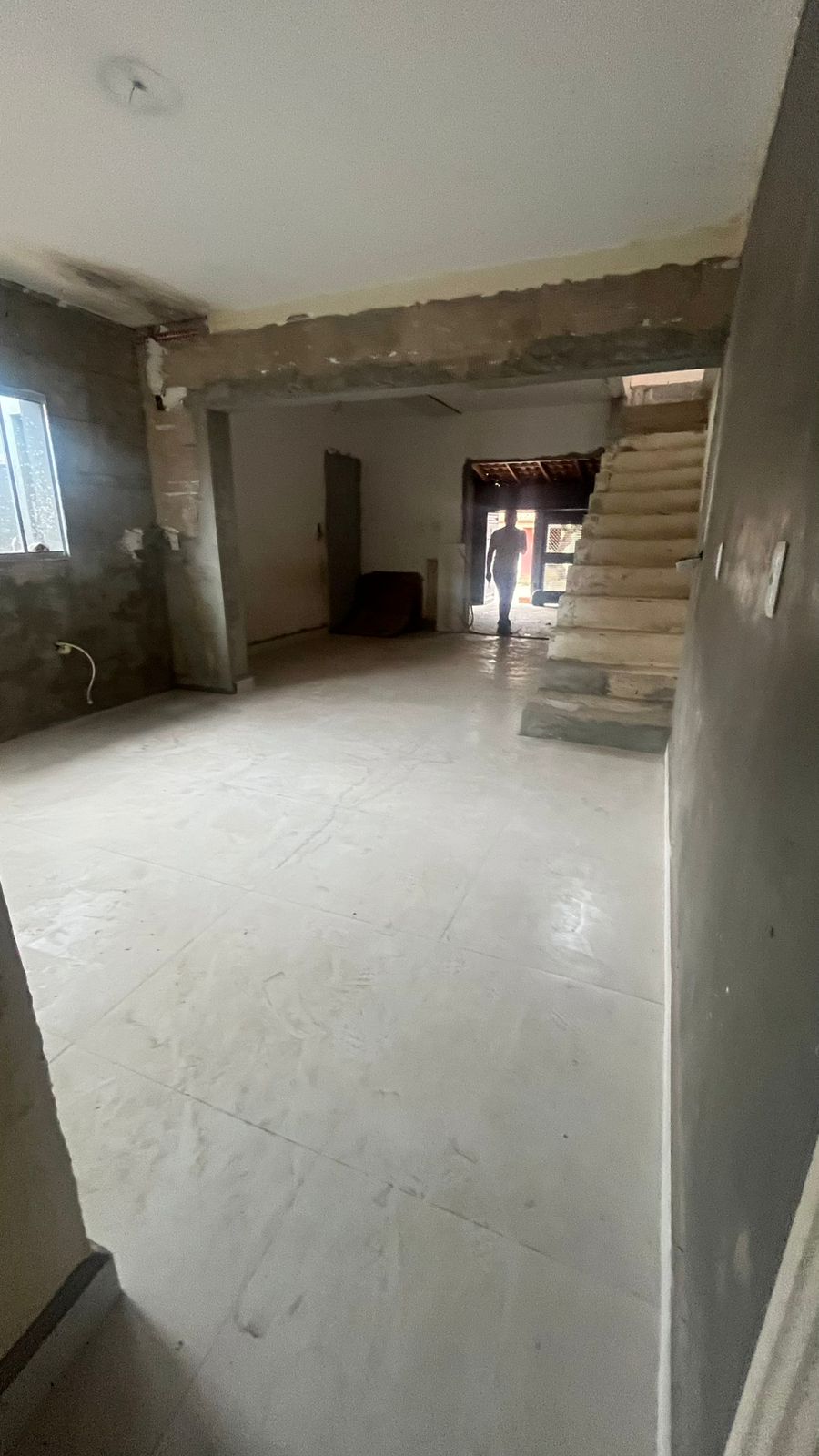 Casa reformada à venda no Residencial Mantovani – 4 dormitórios, suíte e escritura – R$ 420.000