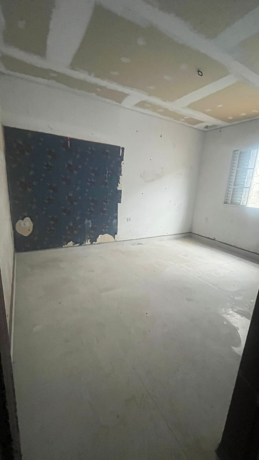 Casa reformada à venda no Residencial Mantovani – 4 dormitórios, suíte e escritura – R$ 420.000