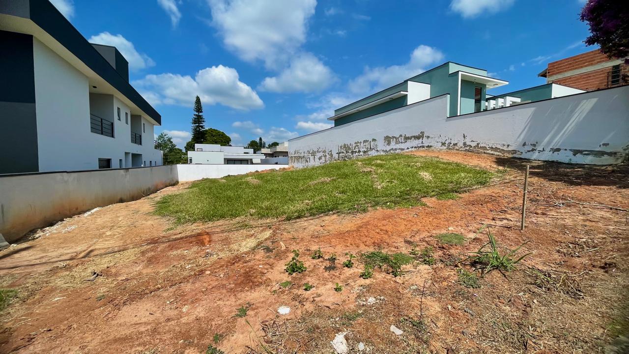 Terreno à venda no Condomínio Portal das Estrelas, 514,41m² por R$ 480.000 – Boituva/SP