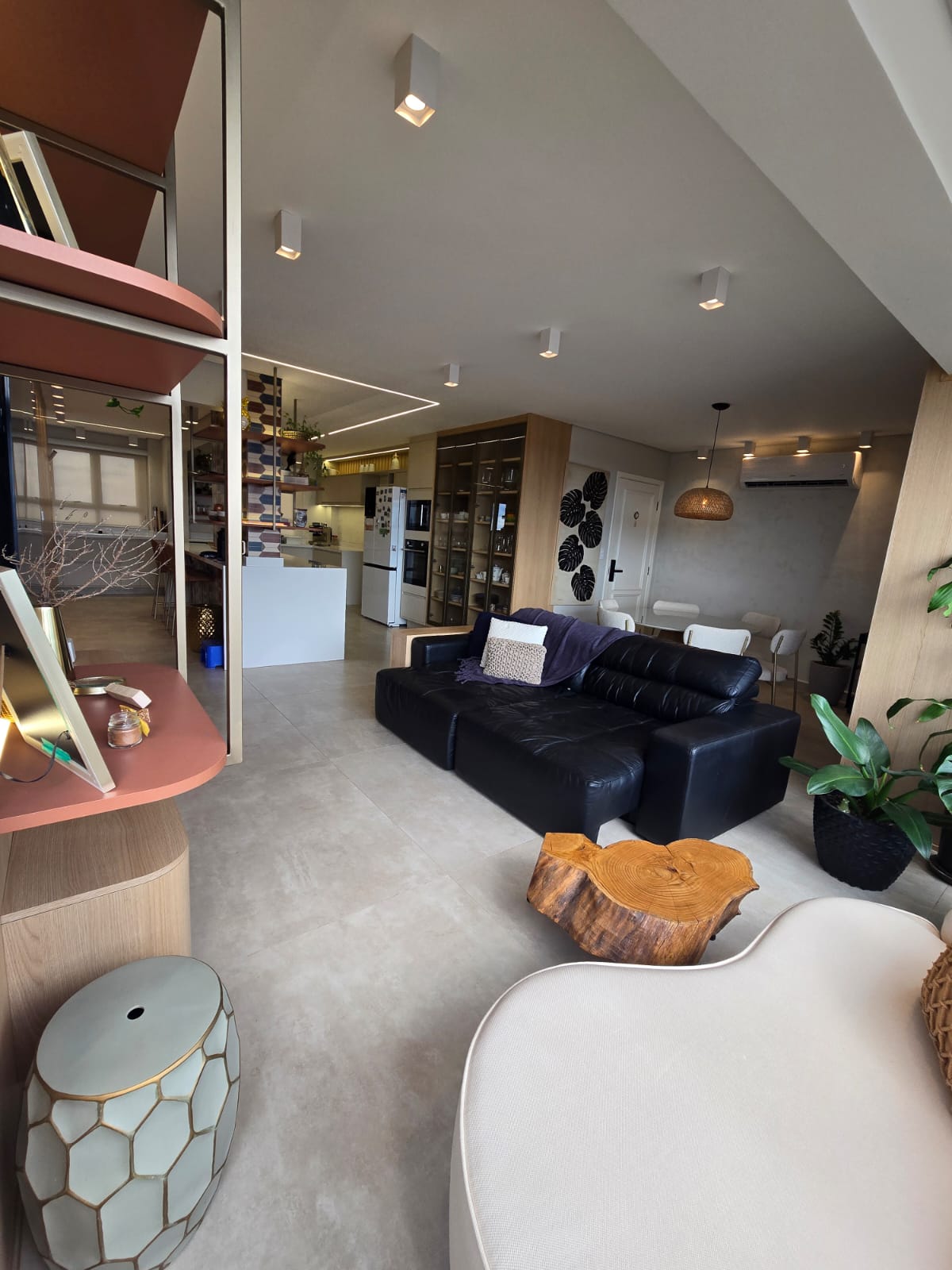Apartamento com 3 dormitórios à venda, 133m² por R$ 1.190.000 – Edifício Itapuã – Centro, Boituva/SP