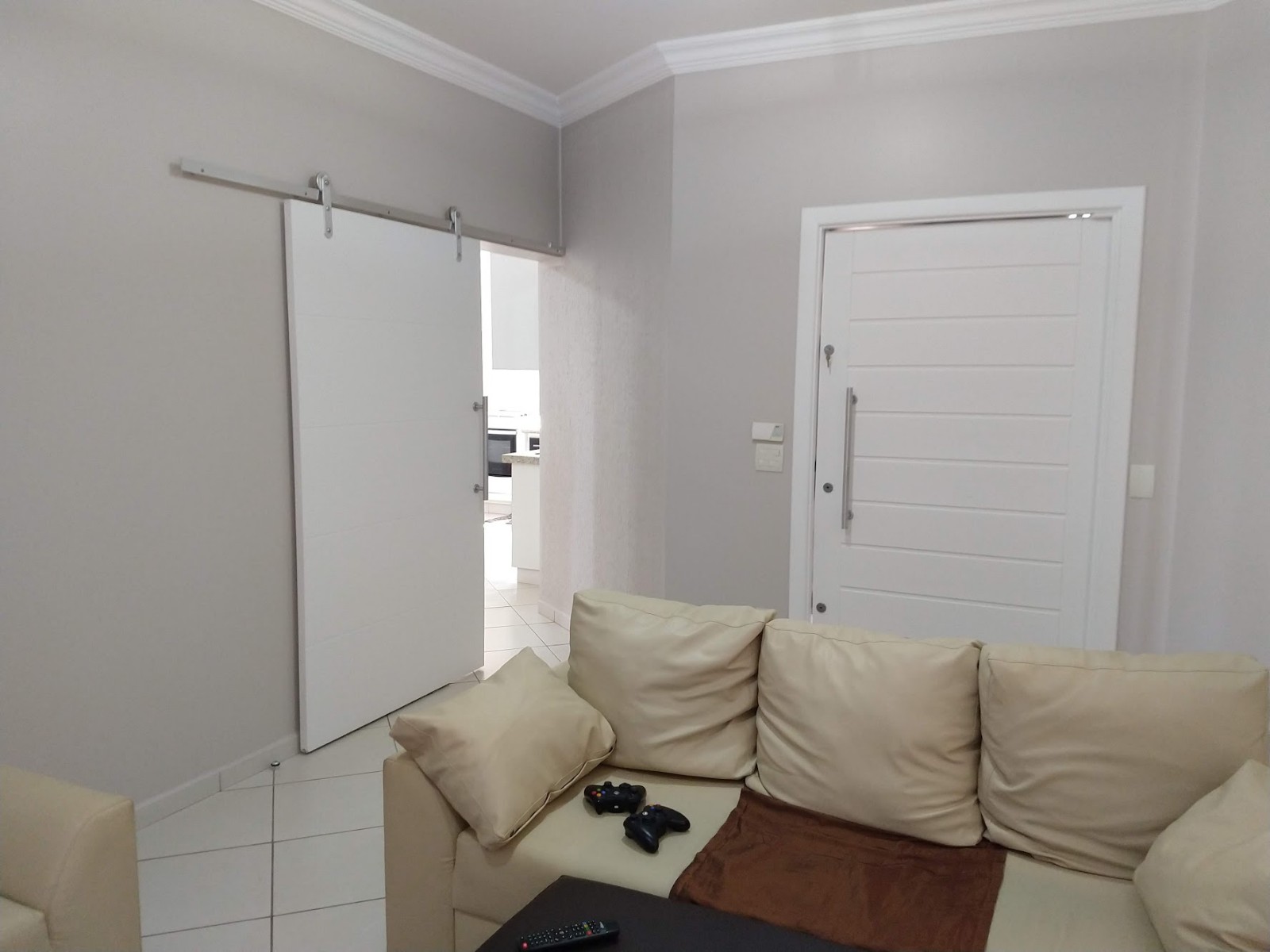 Casa com 3 dormitórios à venda, 217m² por R$ 880.000 em Cerquilho/SP