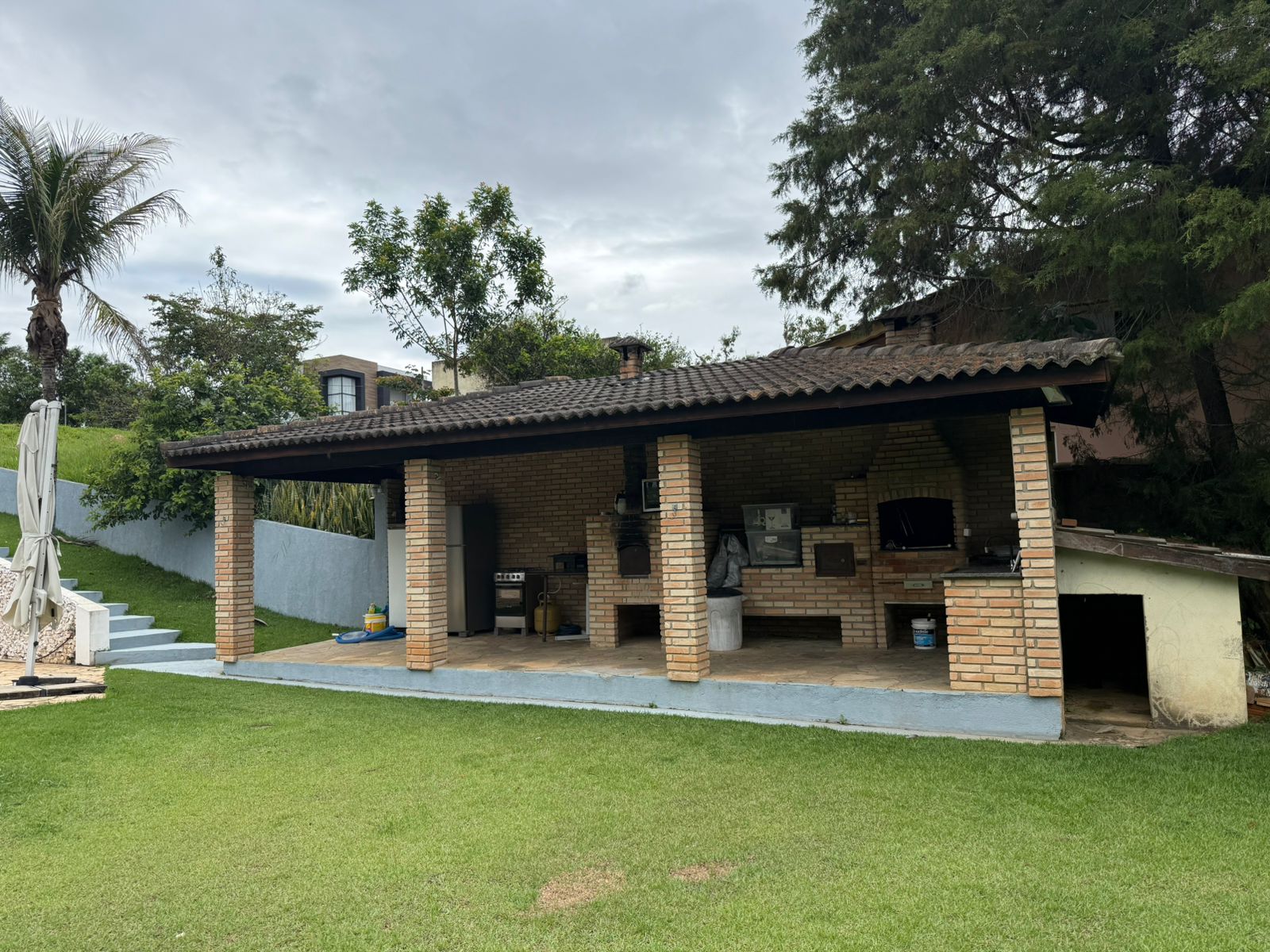 Casa com 4 dormitórios à venda, 600m² por R$ 1.400.000 – Residencial Village da Serra – Araçoiaba da Serra/SP