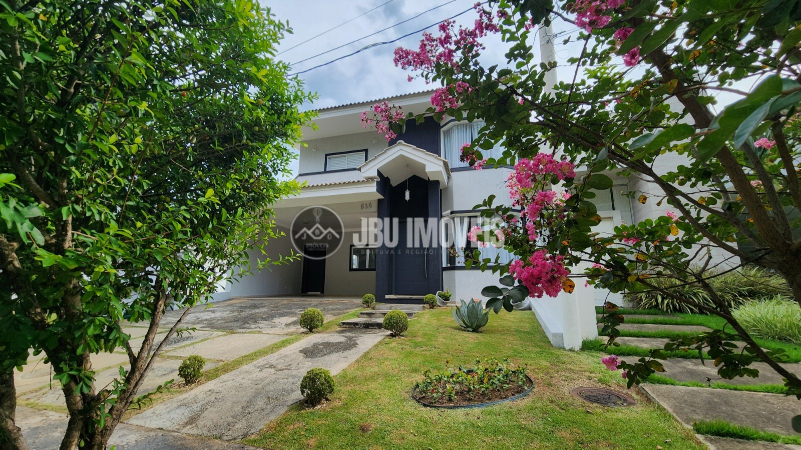 Casa em condomínio - Venda