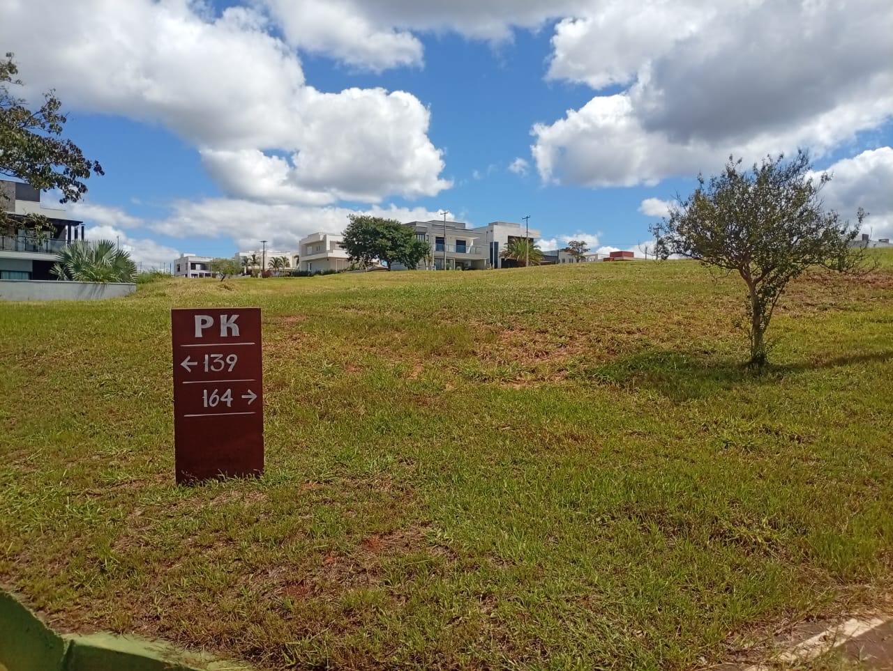 Terrenos à Venda na Riviera de Santa Cristina XIII – Setor Marina 