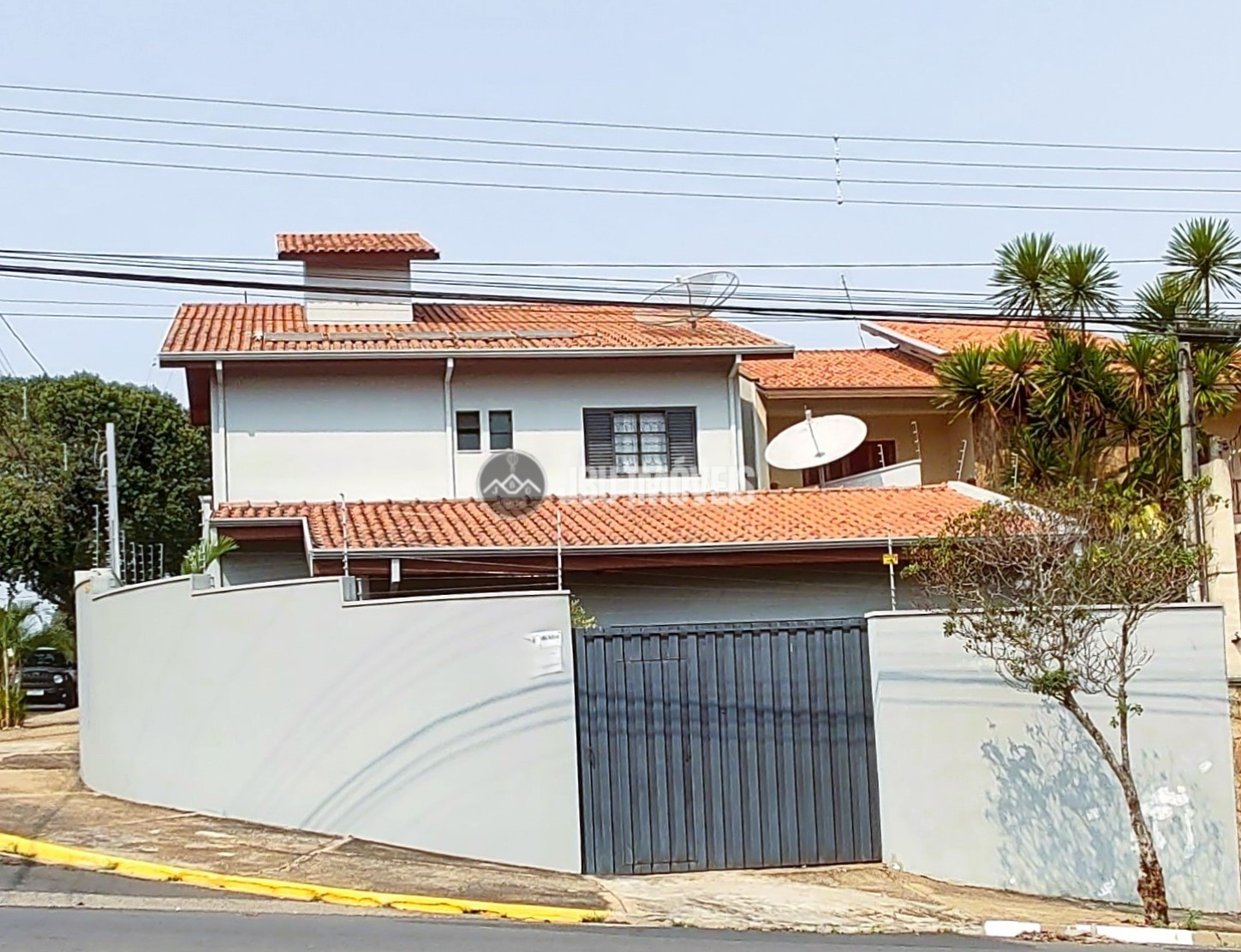 Sobrado com 3 dormitórios à venda, 247,29m² por R$ 840.000 – Residencial Cattai – Cerquilho/SP
