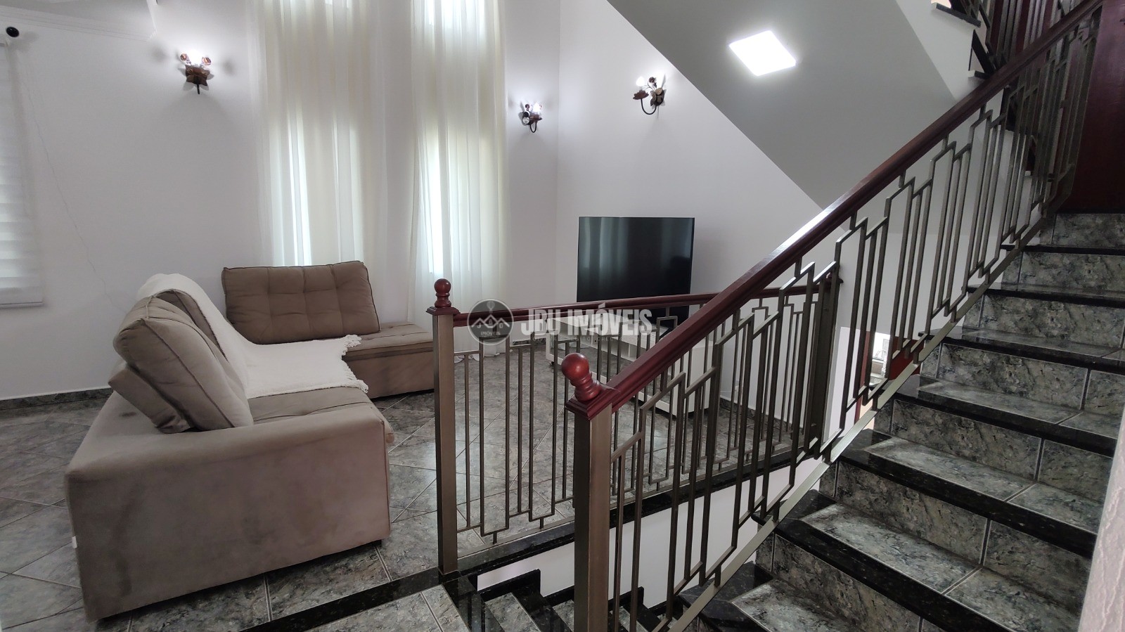 Sobrado com 3 dormitórios à venda, 247,29m² por R$ 840.000 – Residencial Cattai – Cerquilho/SP
