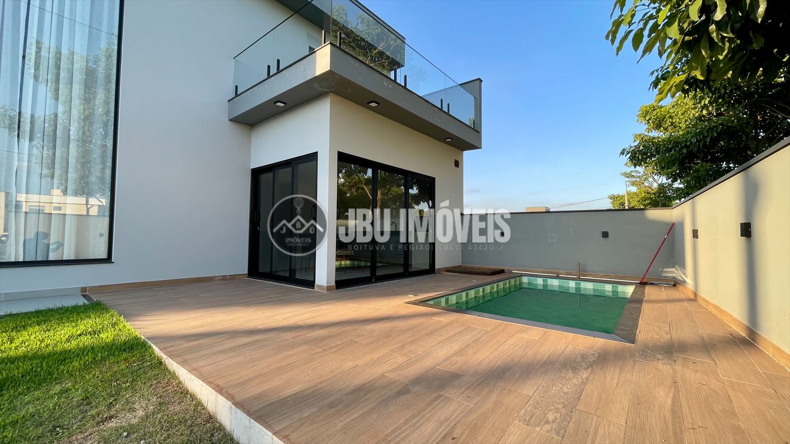 Casa mobiliada com 3 suítes à venda, 219m² por R$ 1.690.000 - Condomínio Portal Ville Jardim Europa - Boituva/SP