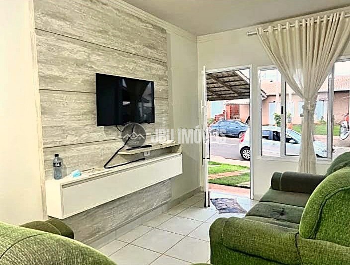 Casa com 2 dormitórios à venda, 64m² por R$ 330.000 - Condomínio Village Golden - Boituva/SP