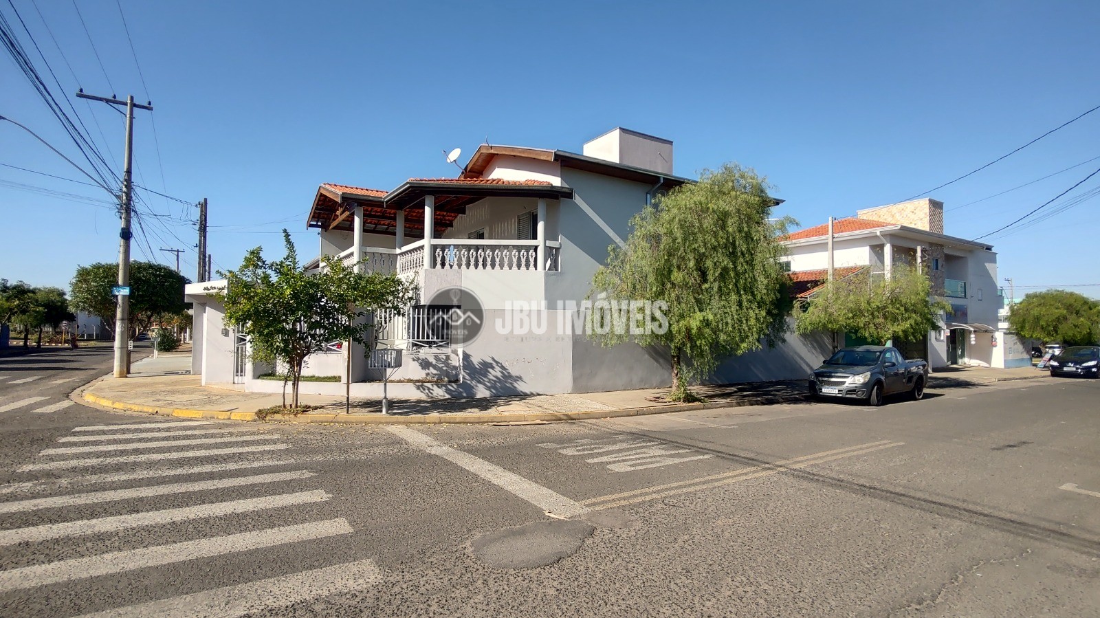 Sobrado com 3 dormitórios à venda, 222m² por R$ 750.000 - Di Napoli - Cerquilho/SP