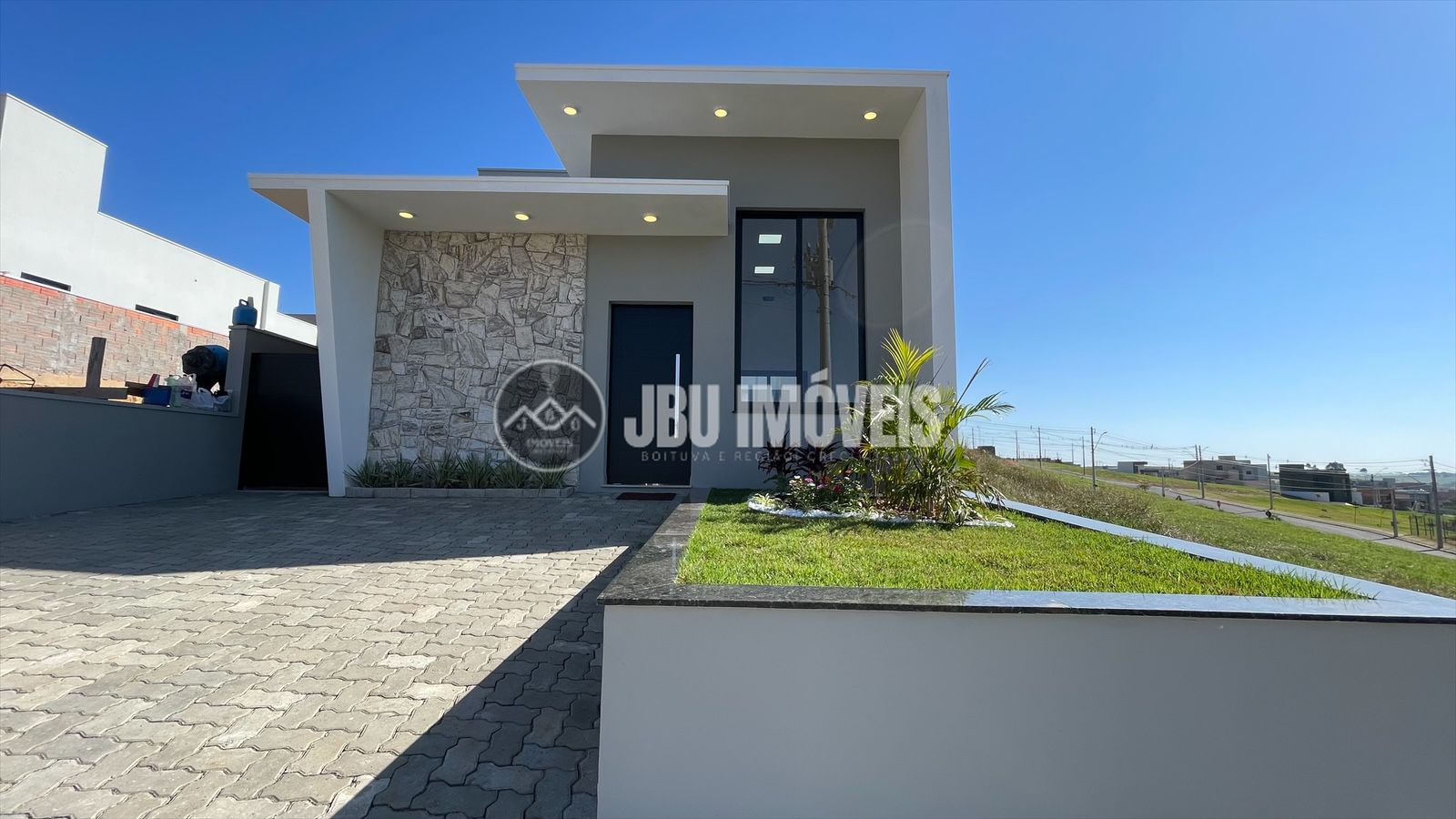 Casa com 3 dormitórios à venda, 99,78m² por R$ 745.000 - Condomínio Reserva dos Ipês - Boituva/SP