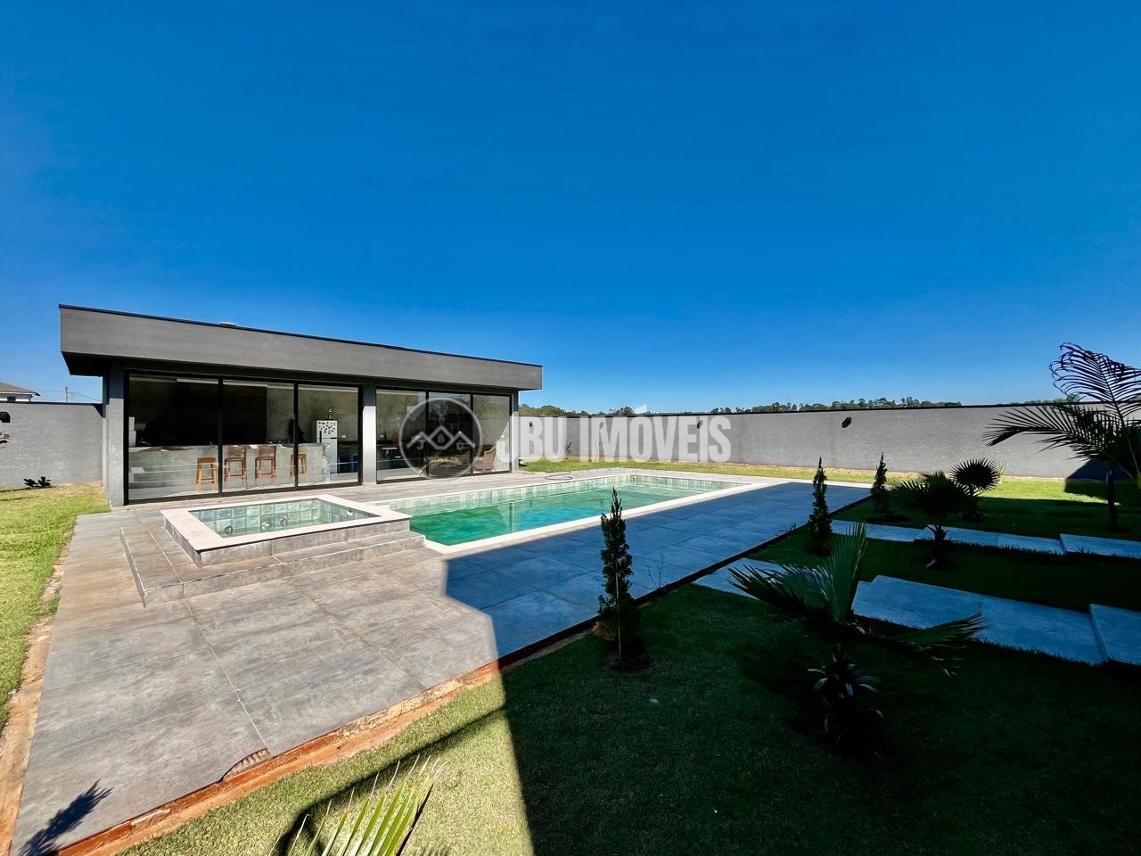 Casa com 6 suítes à venda, 600m² por R$ 3.500.000 - Condomínio Portal dos Lagos - Boituva/SP