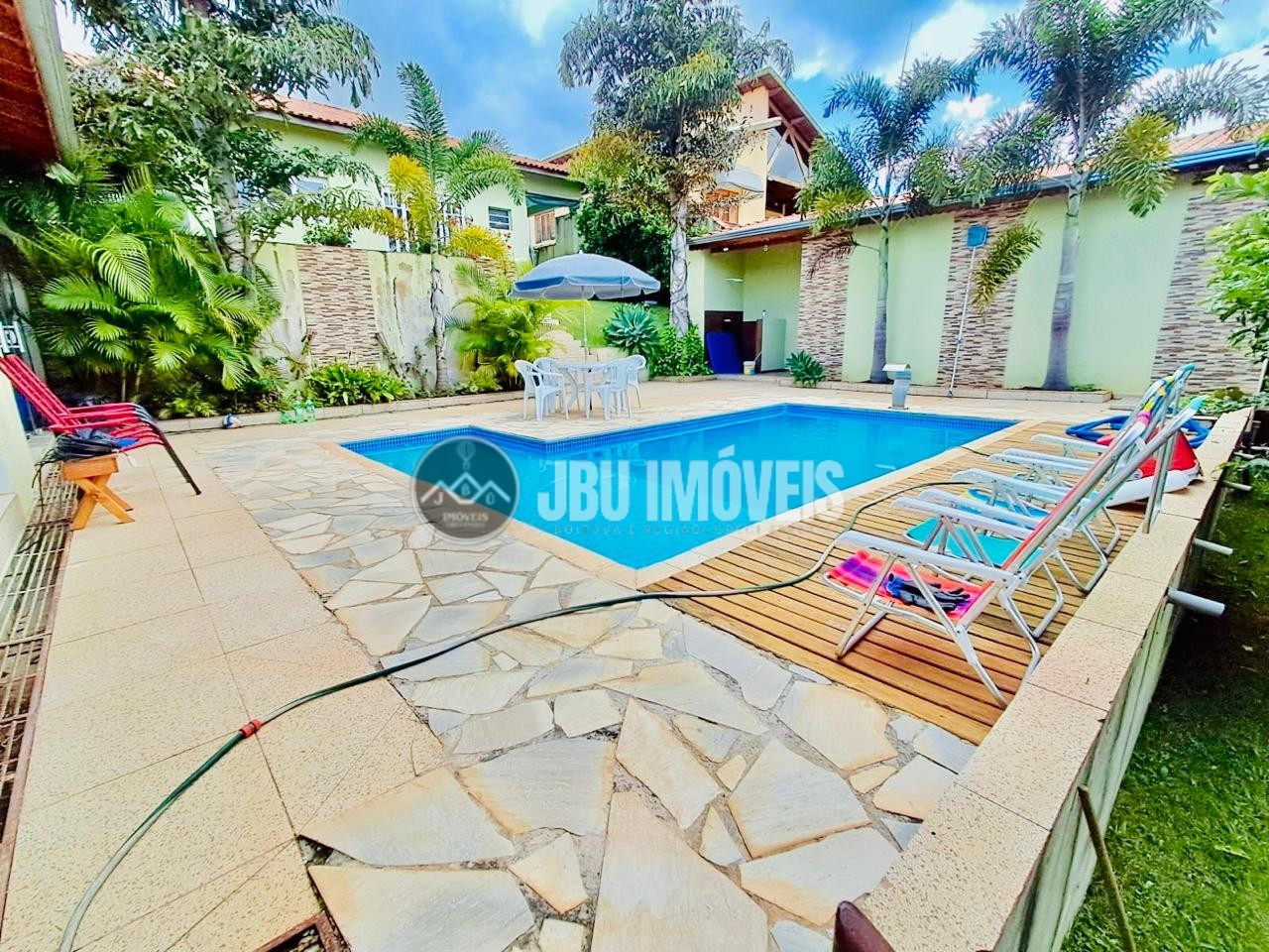 Chácara com 3 suítes à venda, 230m² por R$ 890.000 – Condomínio Nova Rheata – Boituva/SP