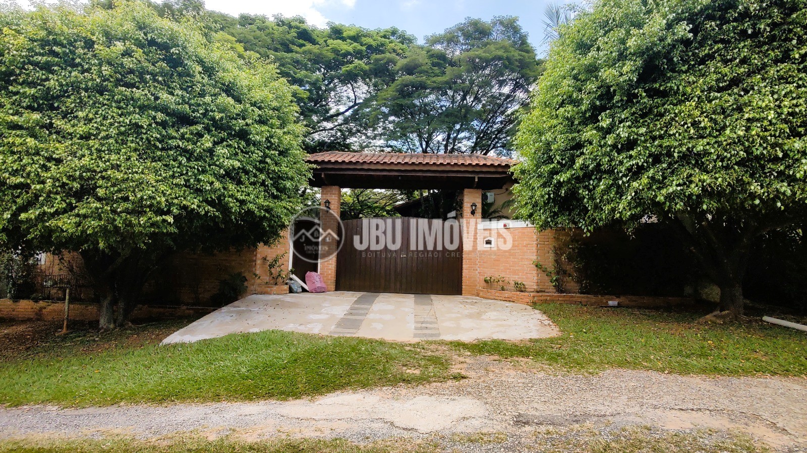 Chácara com 3 dormitórios à venda, 432m² por R$ 1.700.000 – Jardim Valparaíso – Boituva/SP