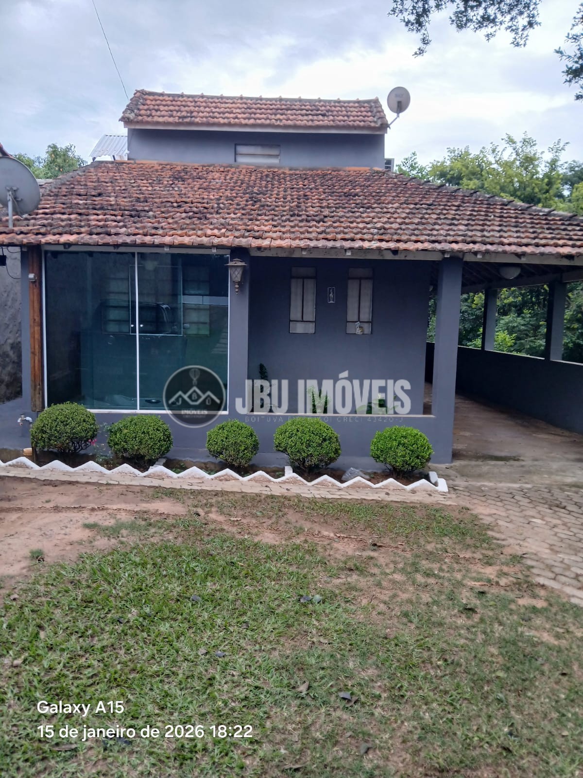 Chácara com 2 dormitórios à venda, 100m² por R$ 345.000 - Água Branca - Boituva/SP