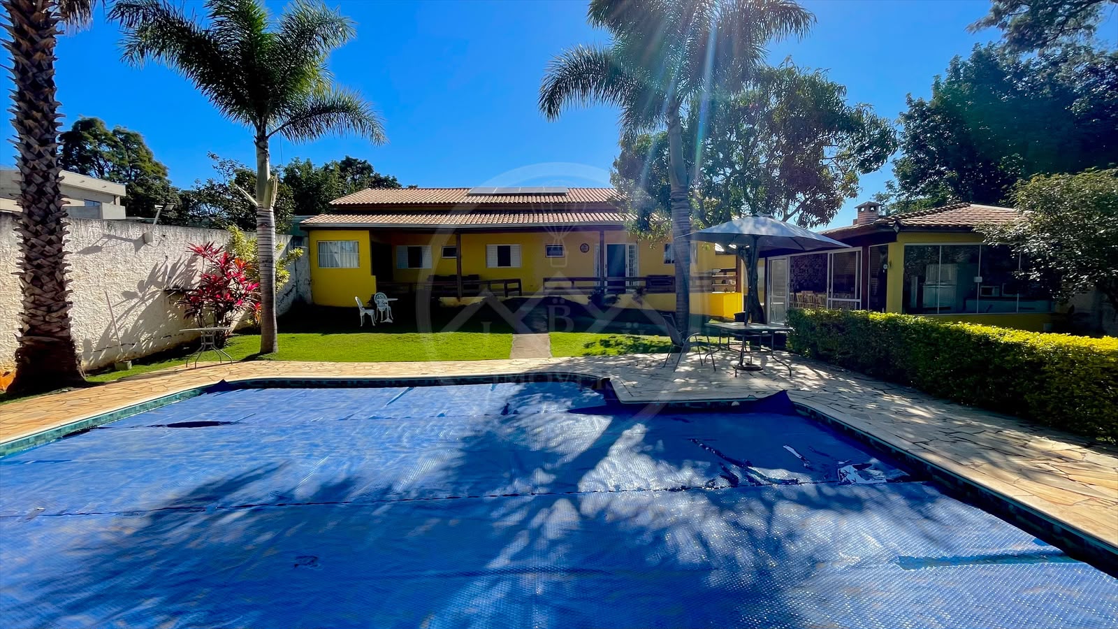 Chácara com 3 dormitórios à venda por R$ 695.000 - Recanto Boituva - Boituva/SP