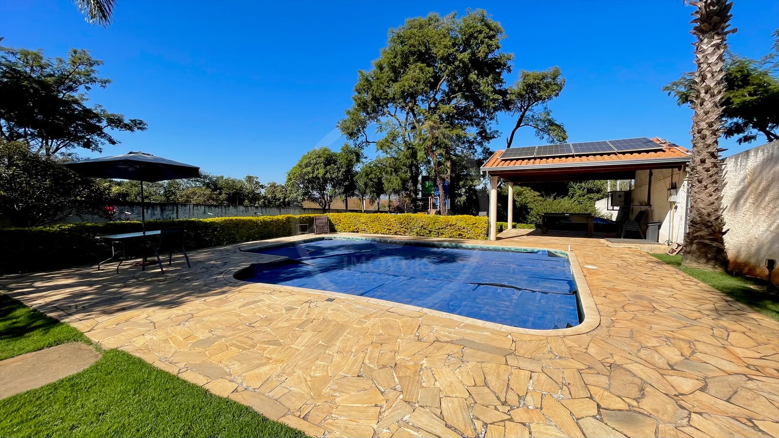 Chácara com 3 dormitórios à venda por R$ 695.000 - Recanto Boituva - Boituva/SP