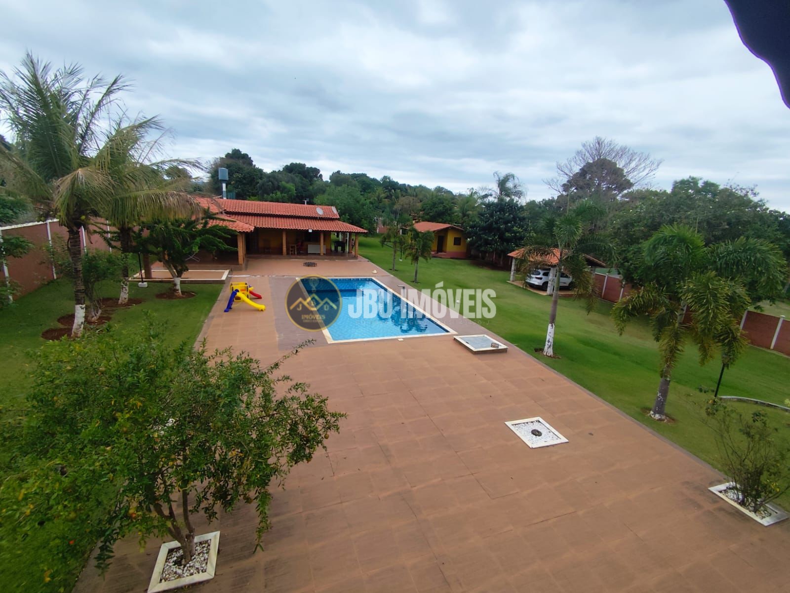 Chácara com 5 dormitórios à venda, 550m² por R$ 950.000 - Boituville - Boituva/SP