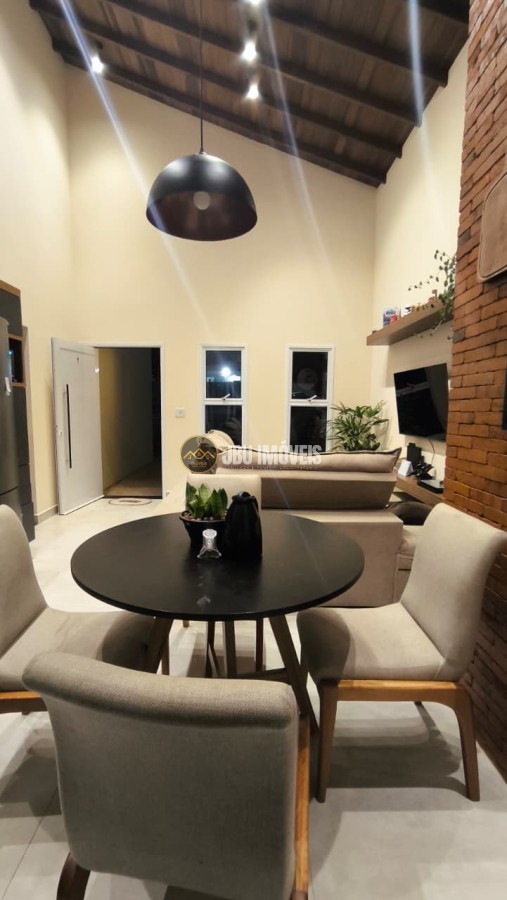 Casa estilo chácara com 3 dormitórios à venda, 89m² por R$ 650.000 - Condomínio Residencial Ecopark - Tatuí/SP