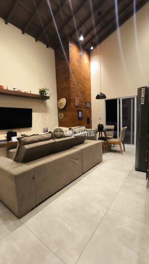 Casa estilo chácara com 3 dormitórios à venda, 89m² por R$ 650.000 - Condomínio Residencial Ecopark - Tatuí/SP