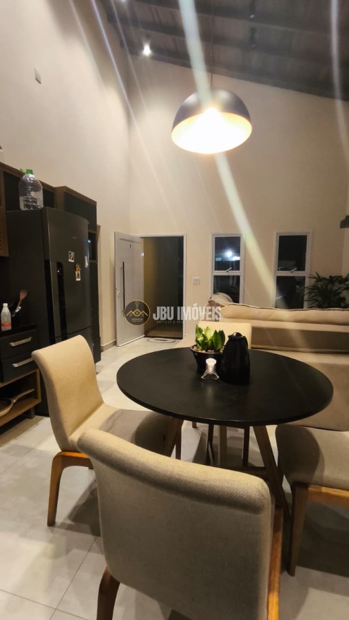 Casa estilo chácara com 3 dormitórios à venda, 89m² por R$ 650.000 - Condomínio Residencial Ecopark - Tatuí/SP