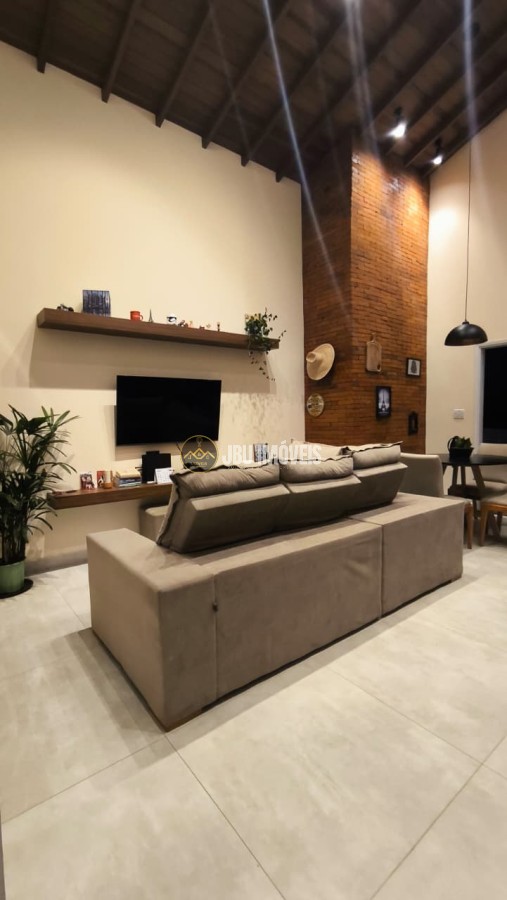 Casa estilo chácara com 3 dormitórios à venda, 89m² por R$ 650.000 - Condomínio Residencial Ecopark - Tatuí/SP