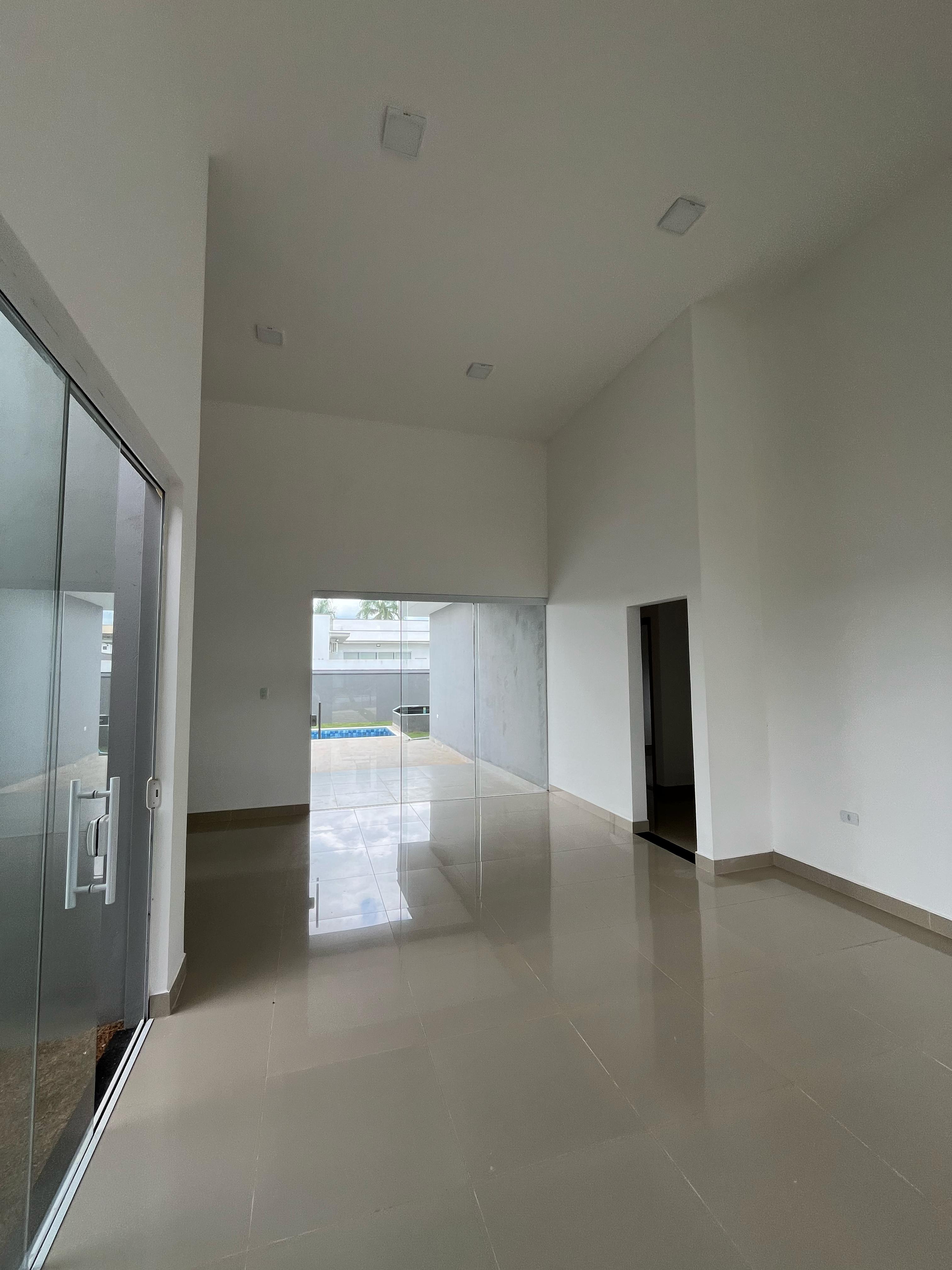 Lindíssima casa a venda no Condomínio Ninho Verde I Eco Residence - Porangaba/SP.