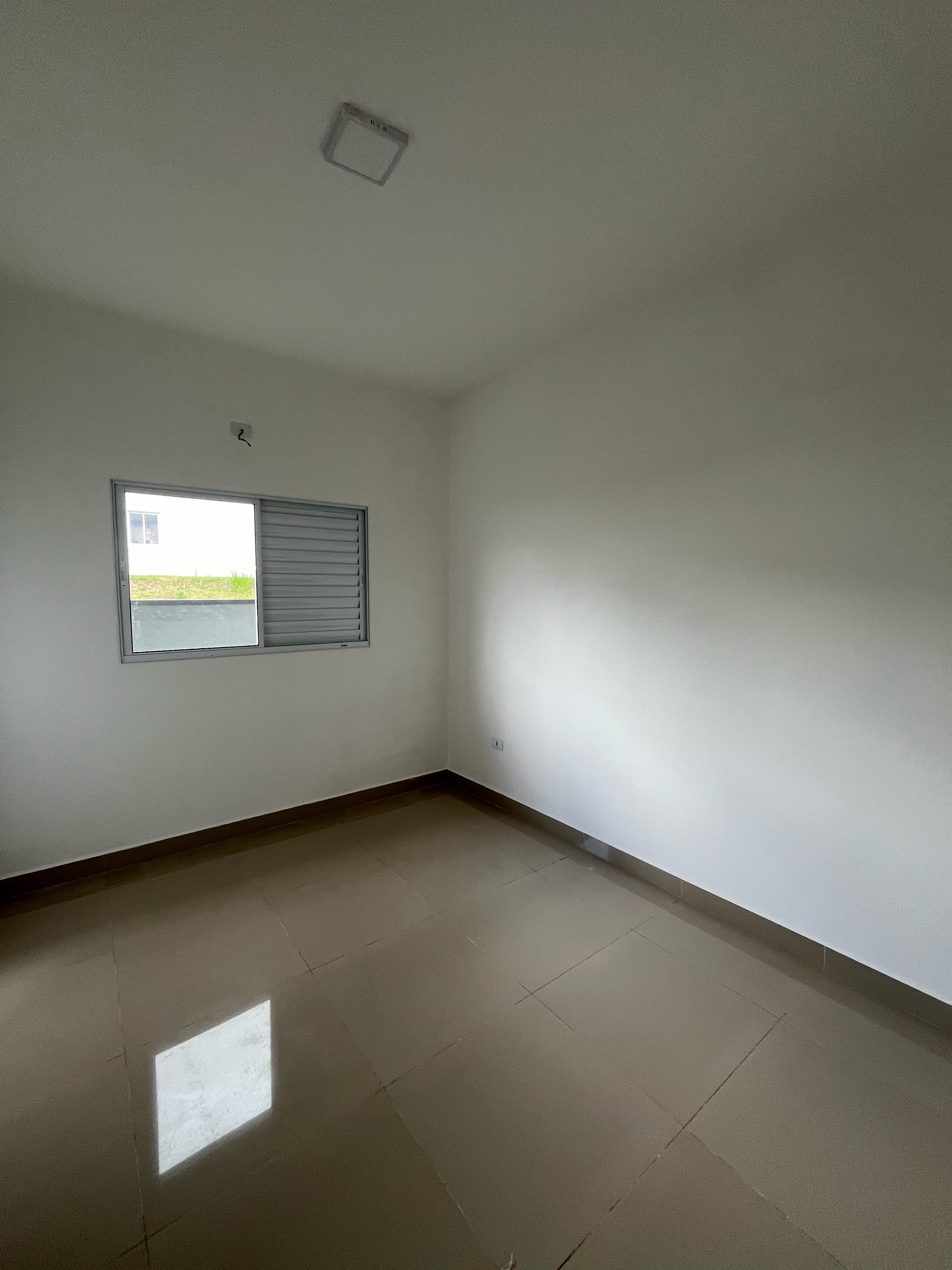 Lindíssima casa a venda no Condomínio Ninho Verde I Eco Residence - Porangaba/SP.