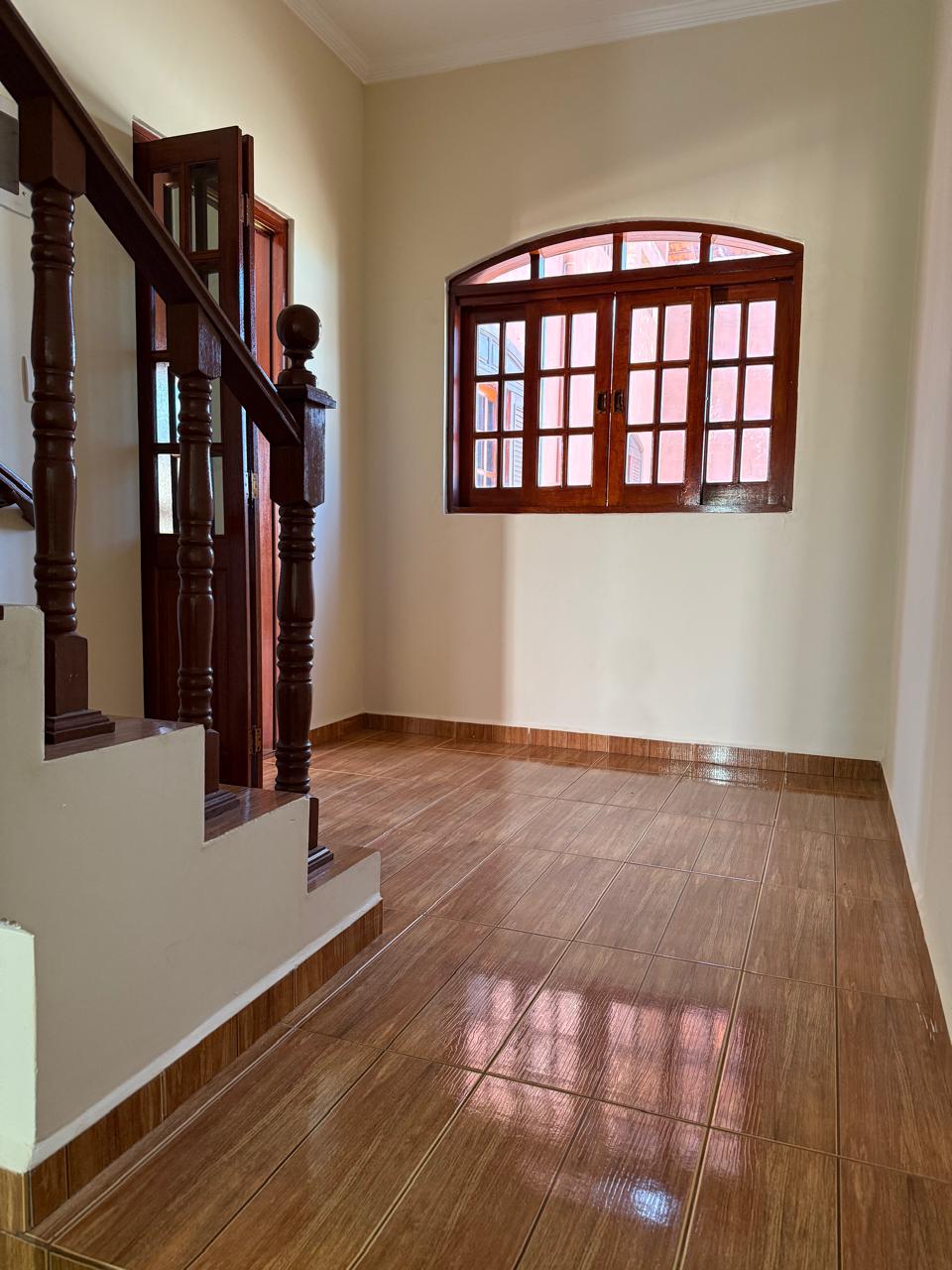 Sobrado com Ponto Comercial à Venda – 280 m² – Excelente Localização – R$ 615.000,00