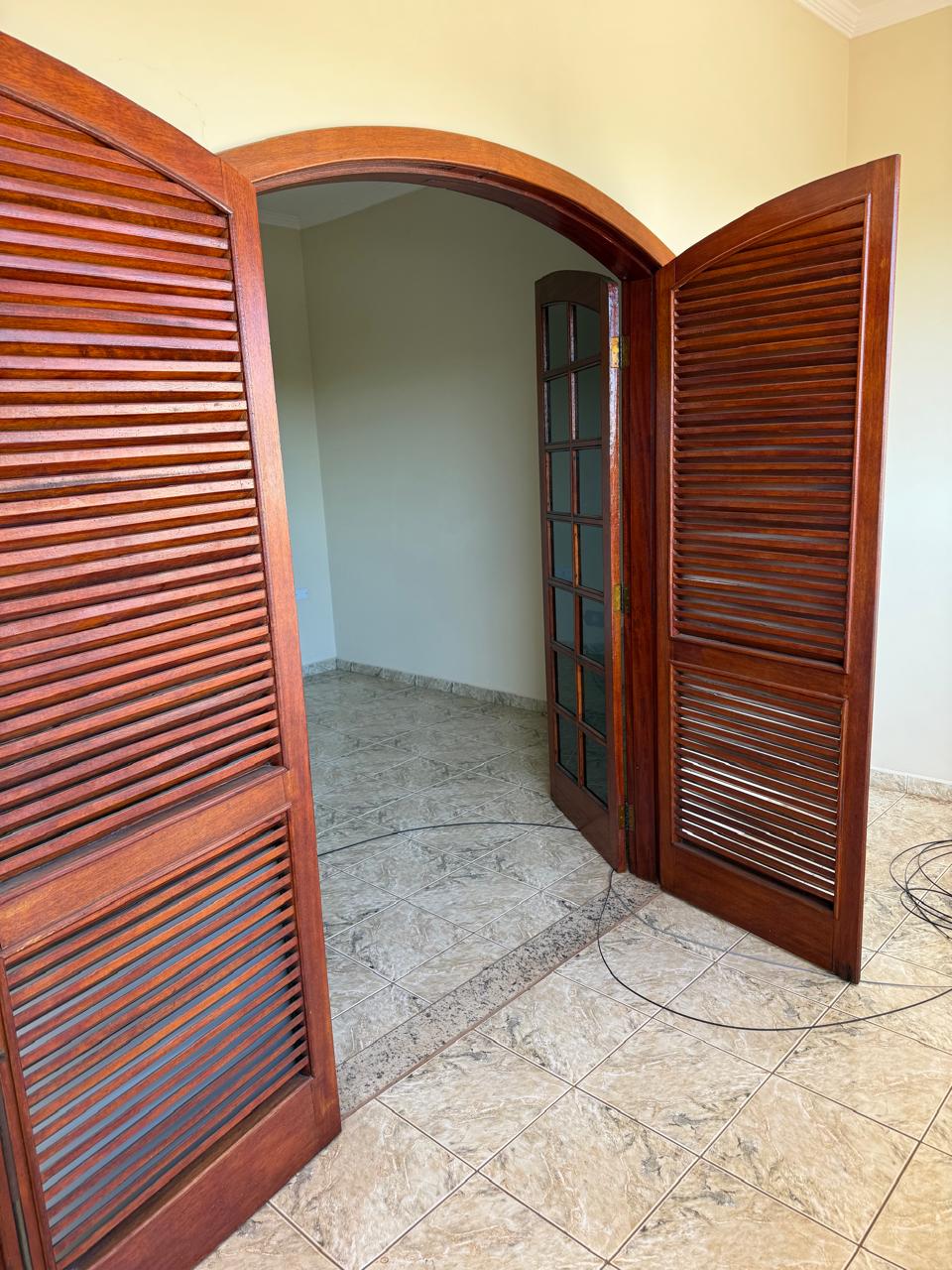 Sobrado com Ponto Comercial à Venda – 280 m² – Excelente Localização – R$ 615.000,00