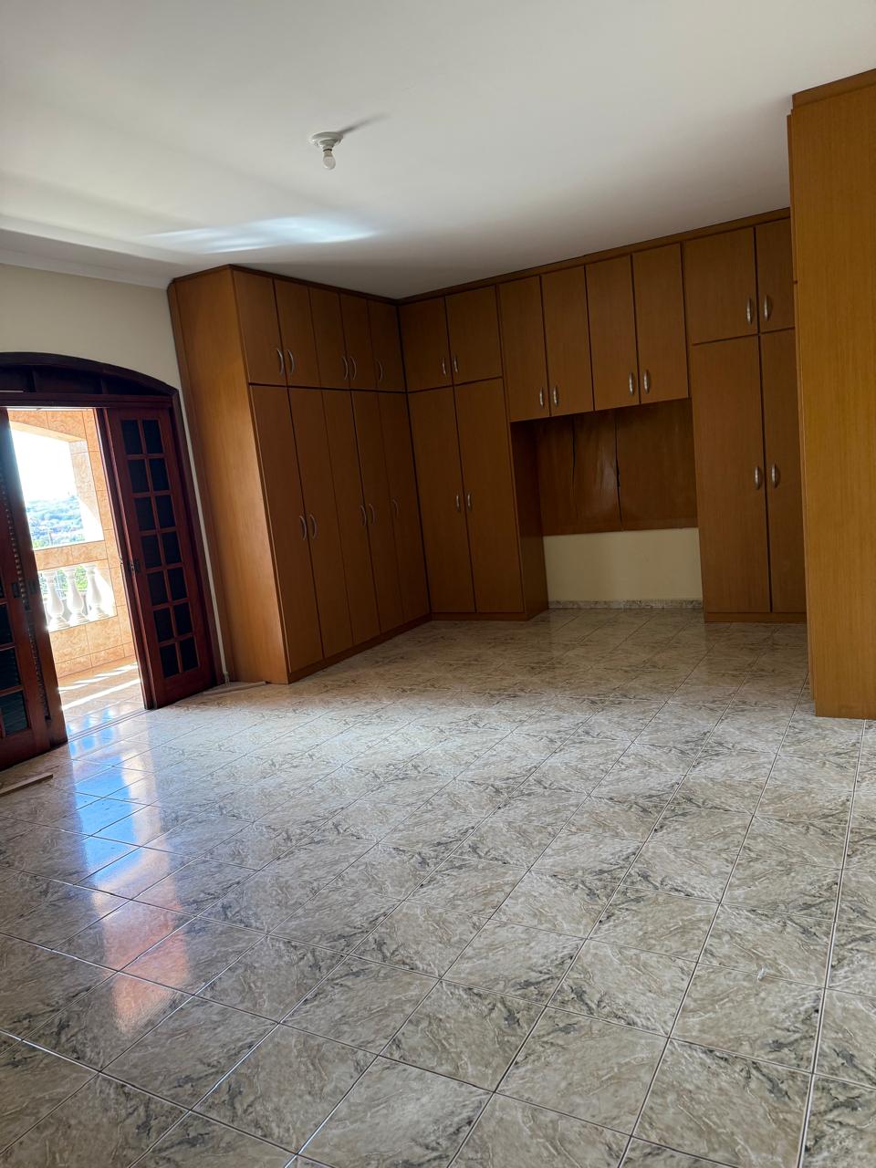Sobrado com Ponto Comercial à Venda – 280 m² – Excelente Localização – R$ 615.000,00